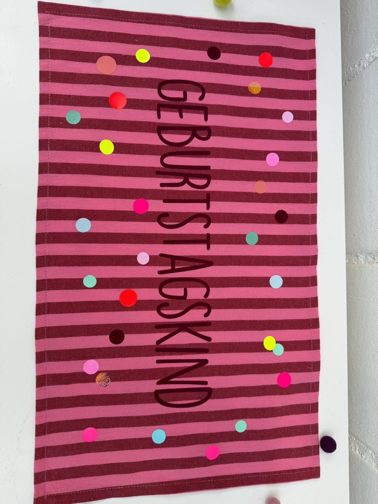 Geburtstagstisch-Set, Kindergeburtstag Dekoration, Happy Birthday, Geburtstagstisch, Geburtstagskind,Tischdecke Streifen,bunte Punkte,neon