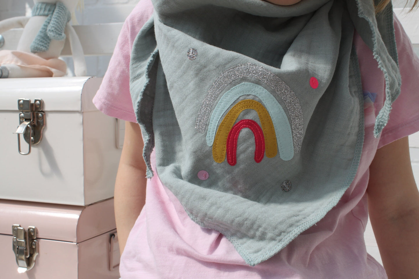 Mädchen Halstuch Musselin, Musselintuch, Musselinschal,Tuch Regenbogen, Regenbogentuch, Konfetti, Glitzer, Musselin mint, Kinderschal mint