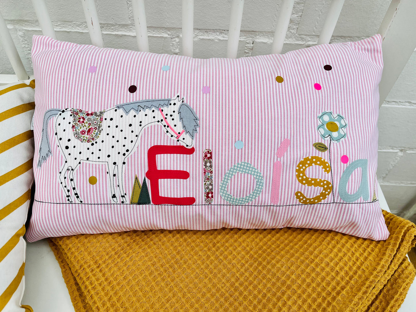 Kissen mit Namen Kissenbezug Kissen Geburt Baby Kissenhülle Kissen personalisiert Nameskissen Kuschelkissen Kinderkissen Kissen Pferd