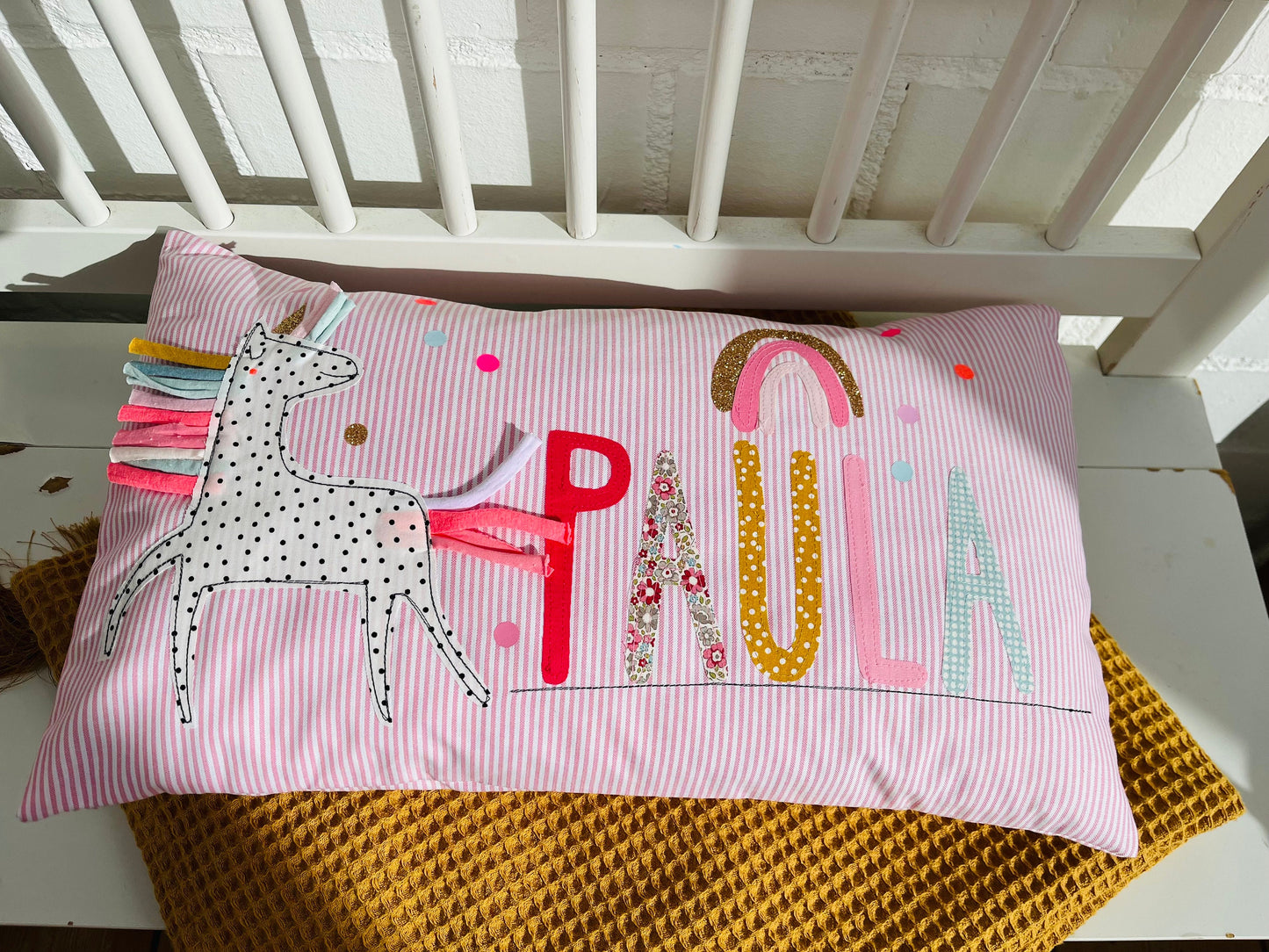 Kissen mit Namen Kissenbezug Kissen Geburt Baby Kissenhülle Kissen personalisiert Nameskissen Kuschelkissen Kinderkissen Kissen Einhorn