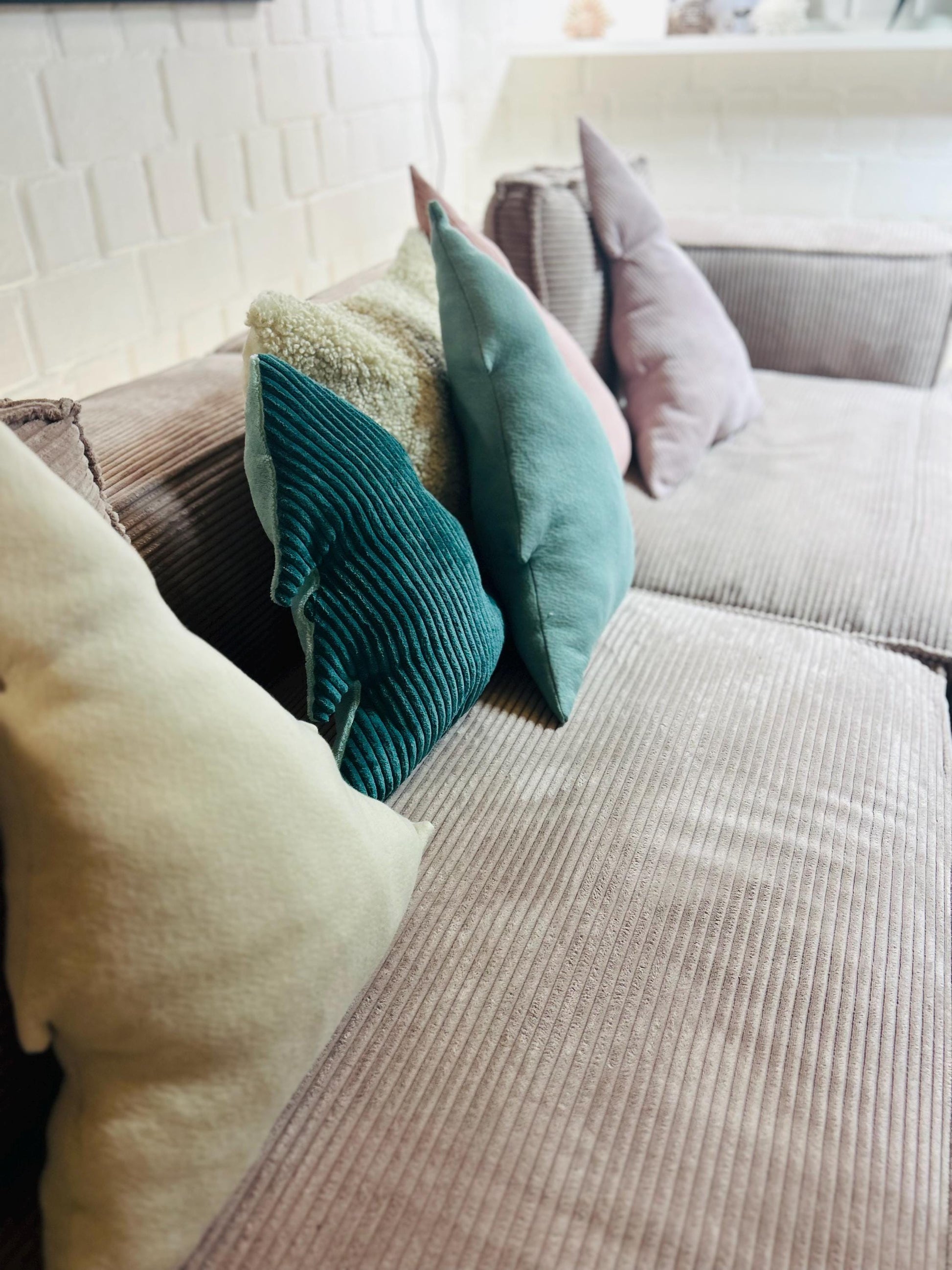 Kissen Tanne, Kissen Cord, Cordkissen, Weihnachtskissen, Kissen in Tannenform, Geschenk Weihnachten, Geschenk, Sofa, Weihnachtsbaum, Xmas