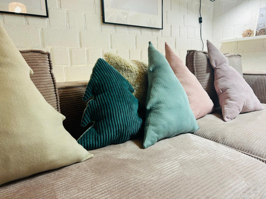 Kissen Tanne, Kissen Cord, Cordkissen, Weihnachtskissen, Kissen in Tannenform, Geschenk Weihnachten, Geschenk, Sofa, Weihnachtsbaum, Xmas