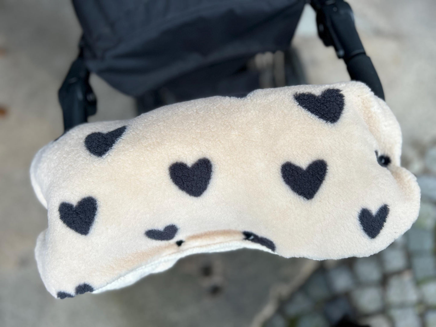Teddyfell Kinderwagenmuff, Muff Baby, Kinderwagenmuff Leoprint, warme Hände, Geschenk zur Geburt, Weihnachtsgeschenk individuell, Winter