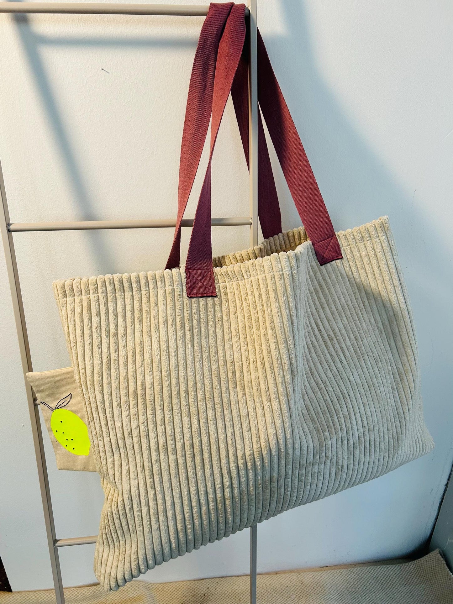 Breitcord Tasche, XXL Shopper Samtcord, Cord Beutel groß, Tasche Frühling, Tasche beige, Cordtasche groß, Tasche besonders, große Cordtasche