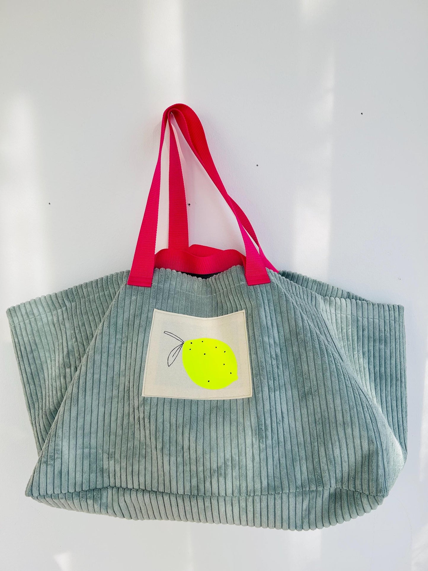 Breitcord Tasche, XXL Shopper Samtcord, Cord Beutel groß, Tasche beige,Cordtasche groß, Tasche besonders, große Cordtasche Ikea,Strandtasche