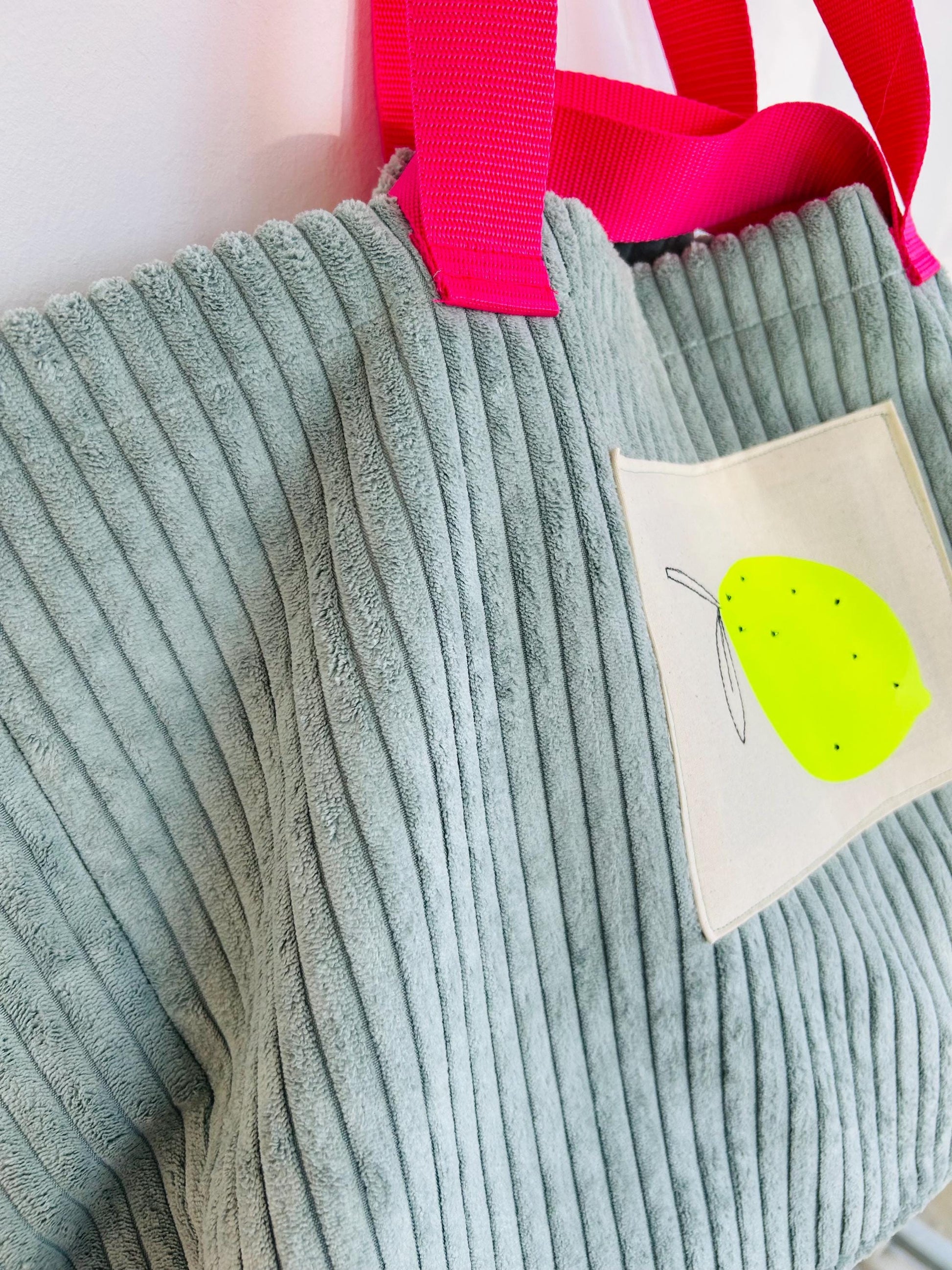 Breitcord Tasche, XXL Shopper Samtcord, Cord Beutel groß, Tasche beige,Cordtasche groß, Tasche besonders, große Cordtasche Ikea,Strandtasche