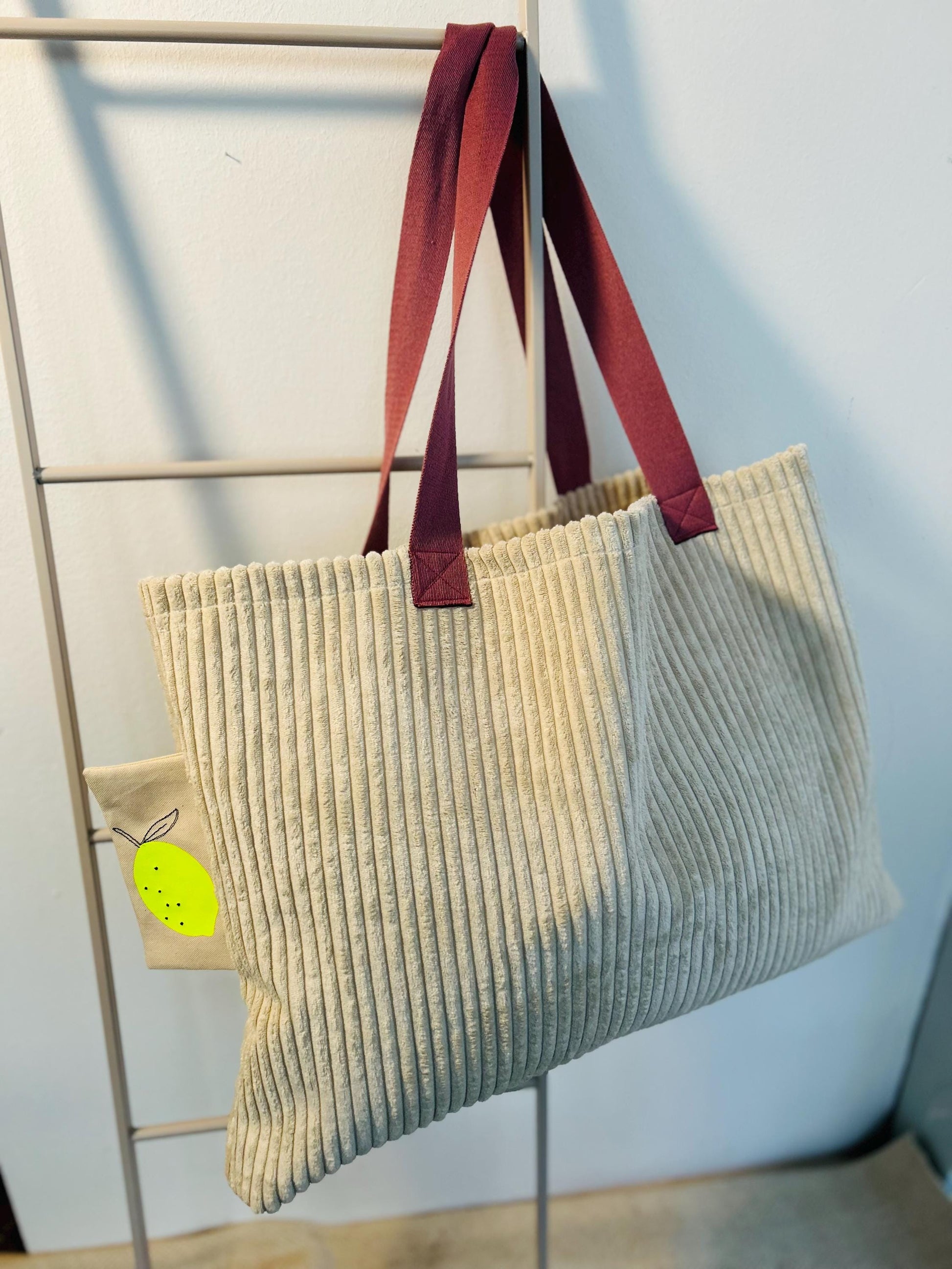 Breitcord Tasche, XXL Shopper Samtcord, Cord Beutel groß, Tasche Frühling, Tasche beige, Cordtasche groß, Tasche besonders, große Cordtasche