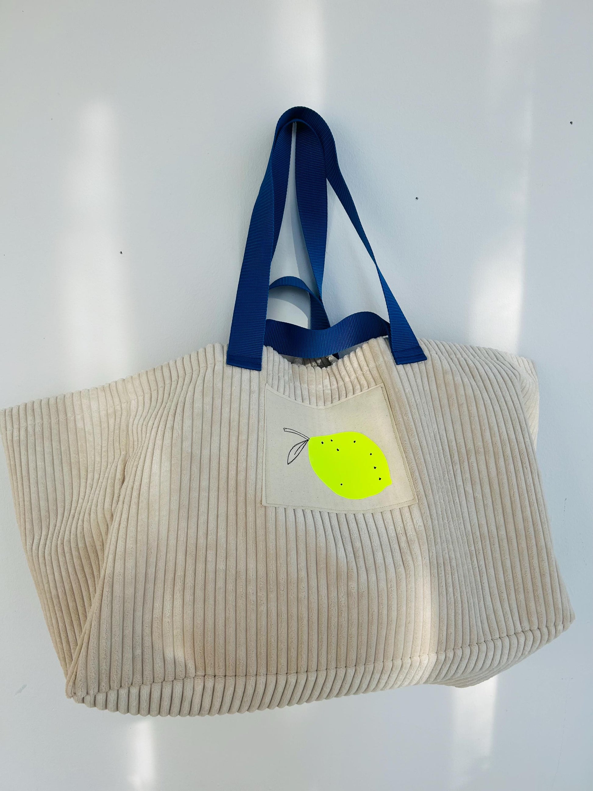 Breitcord Tasche, XXL Shopper Samtcord, Cord Beutel groß, Tasche beige,Cordtasche groß, Tasche besonders, große Cordtasche Ikea,Strandtasche