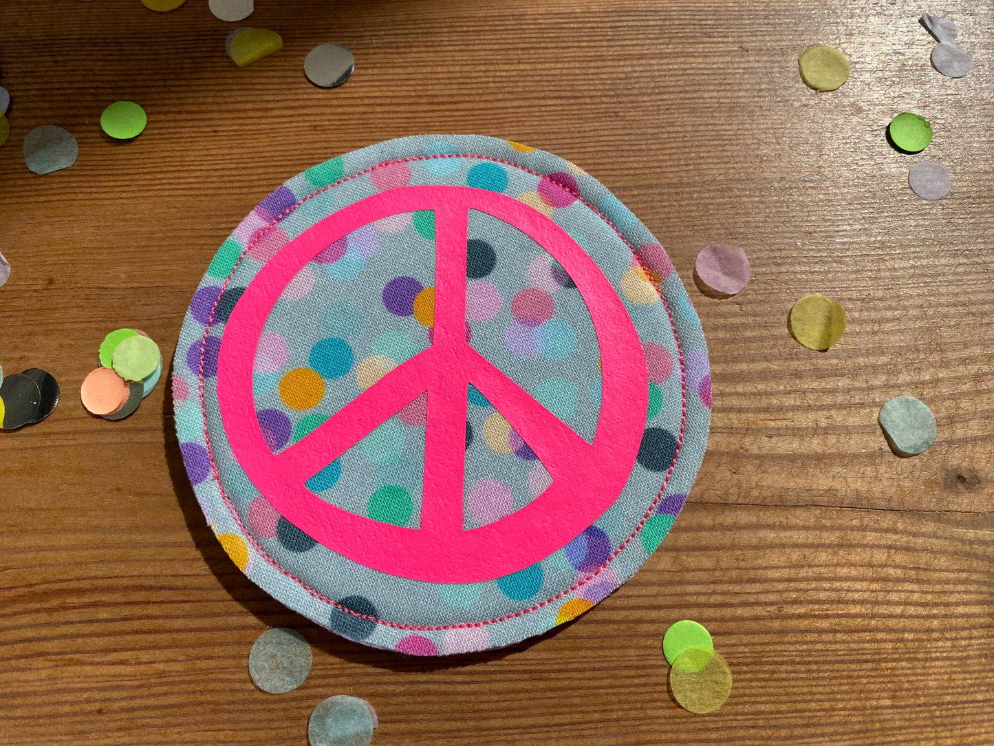 Schulranzen Kletties Einschulung Schulanfang Schulkind Schultüte Mädchen Schultüte pastell Sommer Peace Frieden neon pink Milla Louise