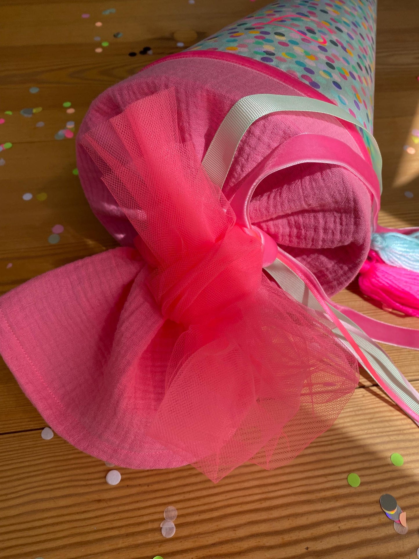 Schultüte Musselin Schulstart Schulanfang Mädchen Einschulung Ergobag bunte rosa mint Step by step Punkte Konfetti pink neon Milla Louise