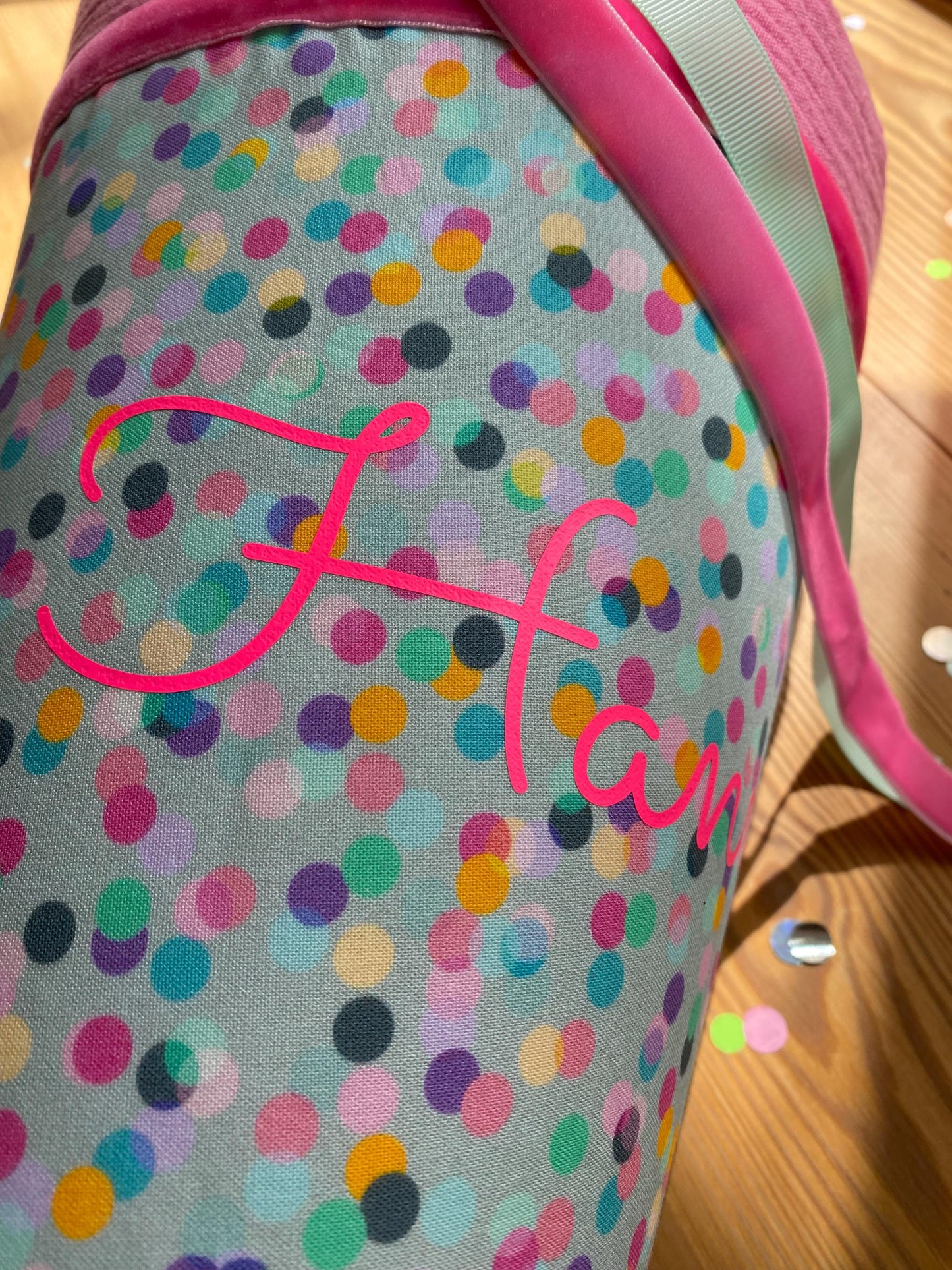 Schultüte Musselin Schulstart Schulanfang Mädchen Einschulung Ergobag bunte rosa mint Step by step Punkte Konfetti pink neon Milla Louise