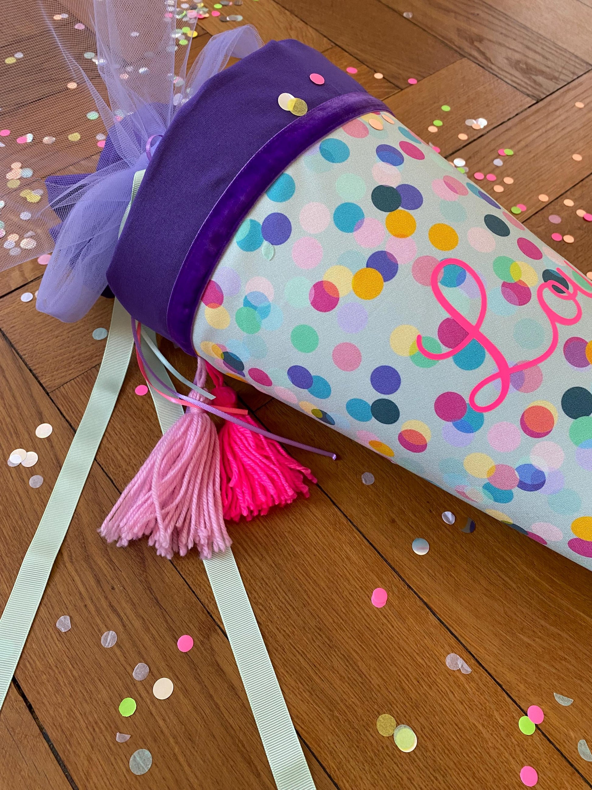 Schultüte, Zuckertüte, Trosttüte Musselin Schultüte Stoff Schulanfang Einschulung bunte Konfetti Kindergarten Milla Louise lila neon pink