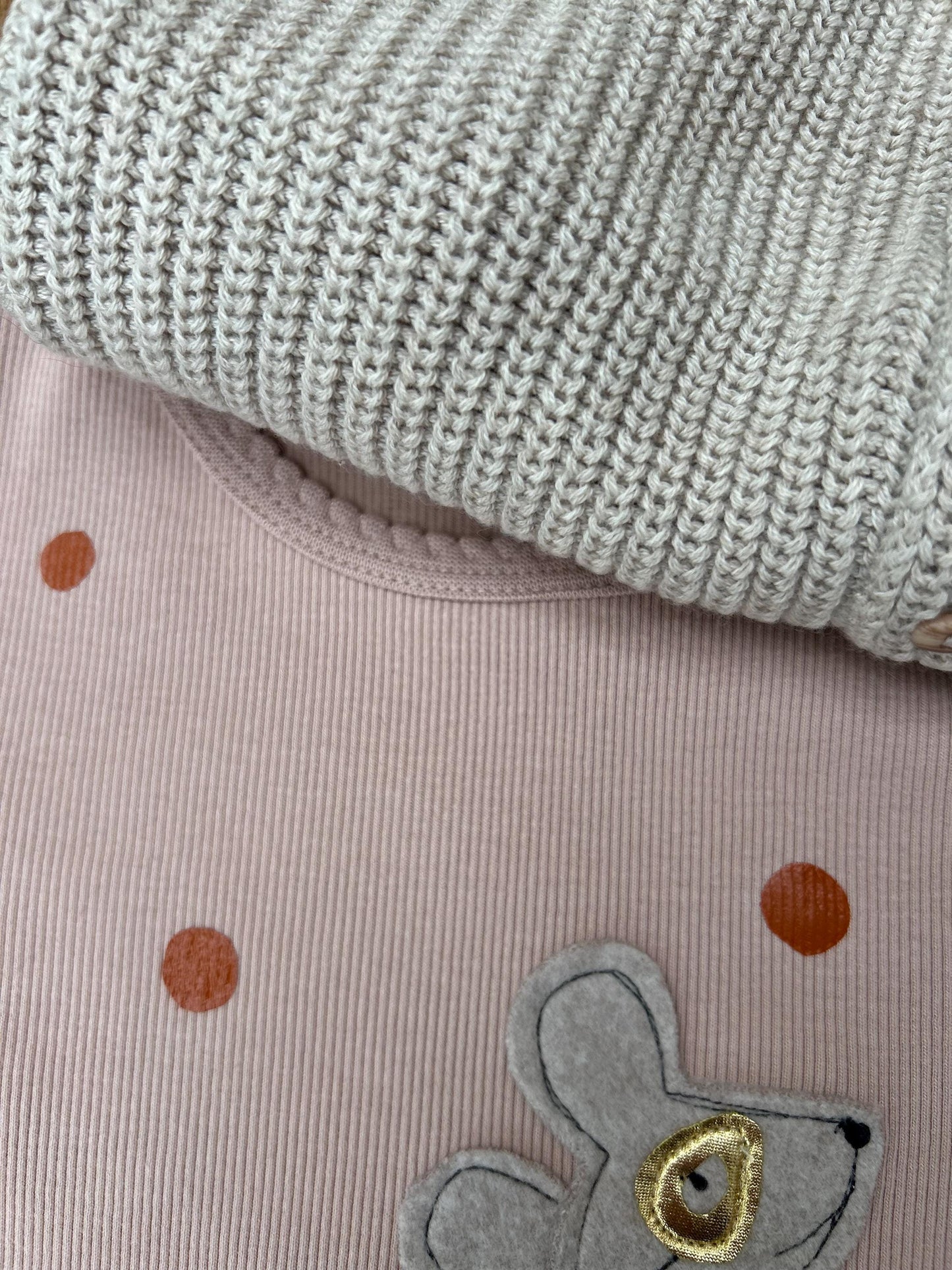 Rippjersey Shirt beige, Geburtstagsshirt Mädchen Shirt Biobaumwolle, Shirt zum Geburtstag, Geschenk Kinder, Langarmshirt Superheld, PomiPomi