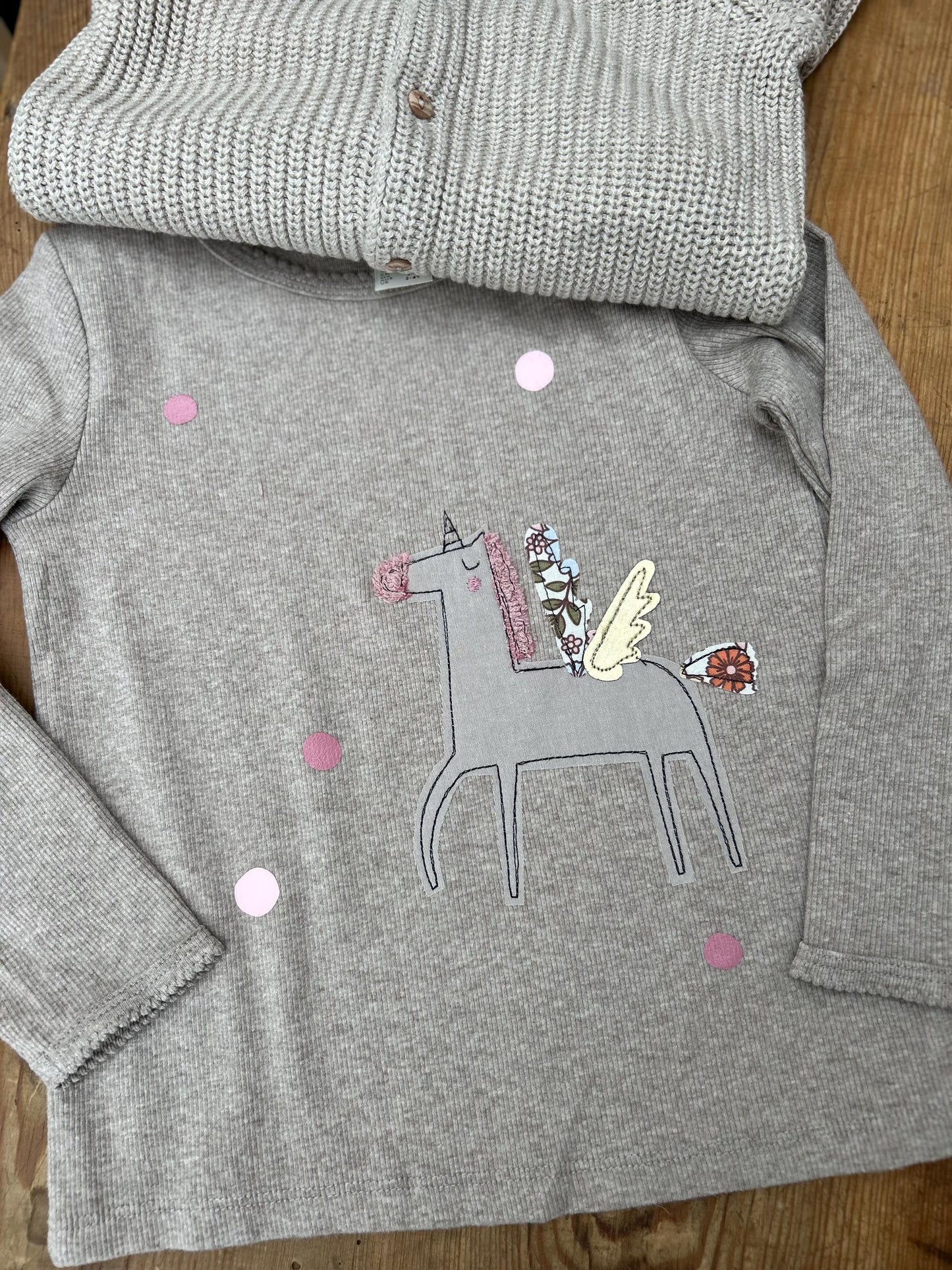 Rippjersey Shirt beige, Geburtstagsshirt Mädchen Shirt Biobaumwolle, Shirt zum Geburtstag, Geschenk Kinder, Langarmshirt Einhorn, Biojersey