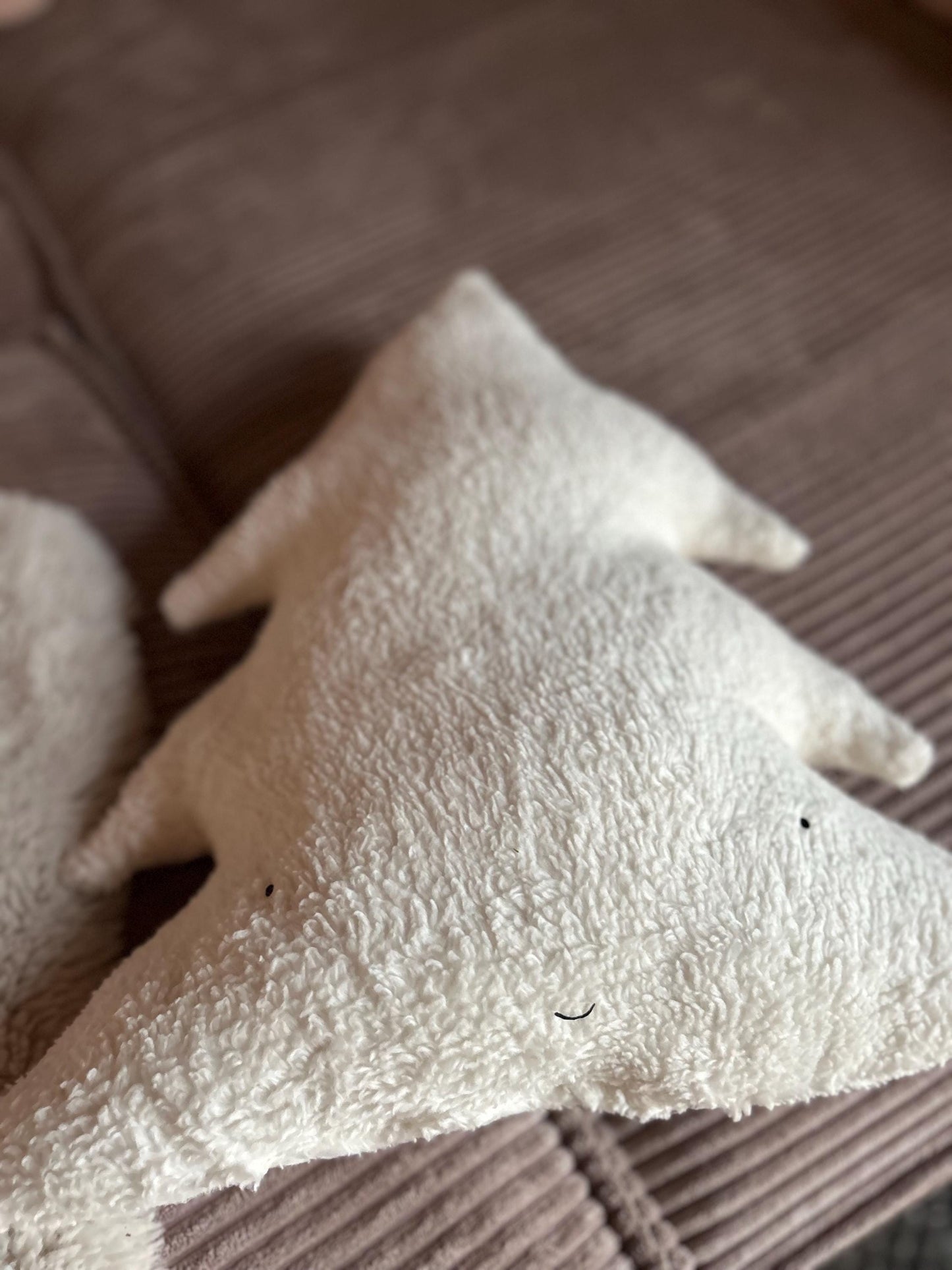 Kissen Tanne, Kissen Teddyfell, Teddyplüsch, Weihnachtskissen, Kissen in Tannenform, Geschenk Weihnachten, Geschenk Kinder, Tannenbaum,xmas