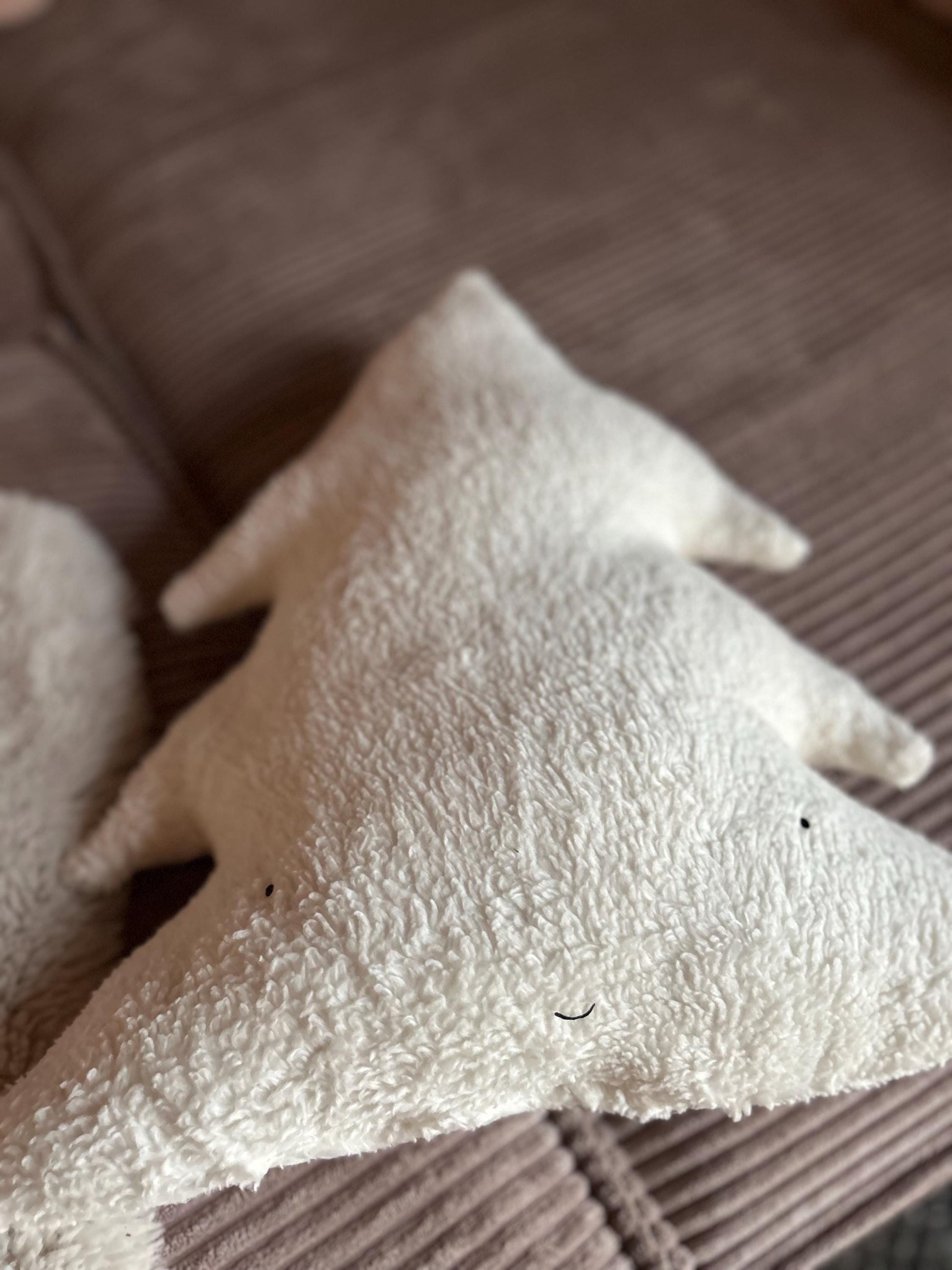 Kissen Tanne, Kissen Teddyfell, Teddyplüsch, Weihnachtskissen, Kissen in Tannenform, Geschenk Weihnachten, Geschenk Kinder, Tannenbaum,xmas