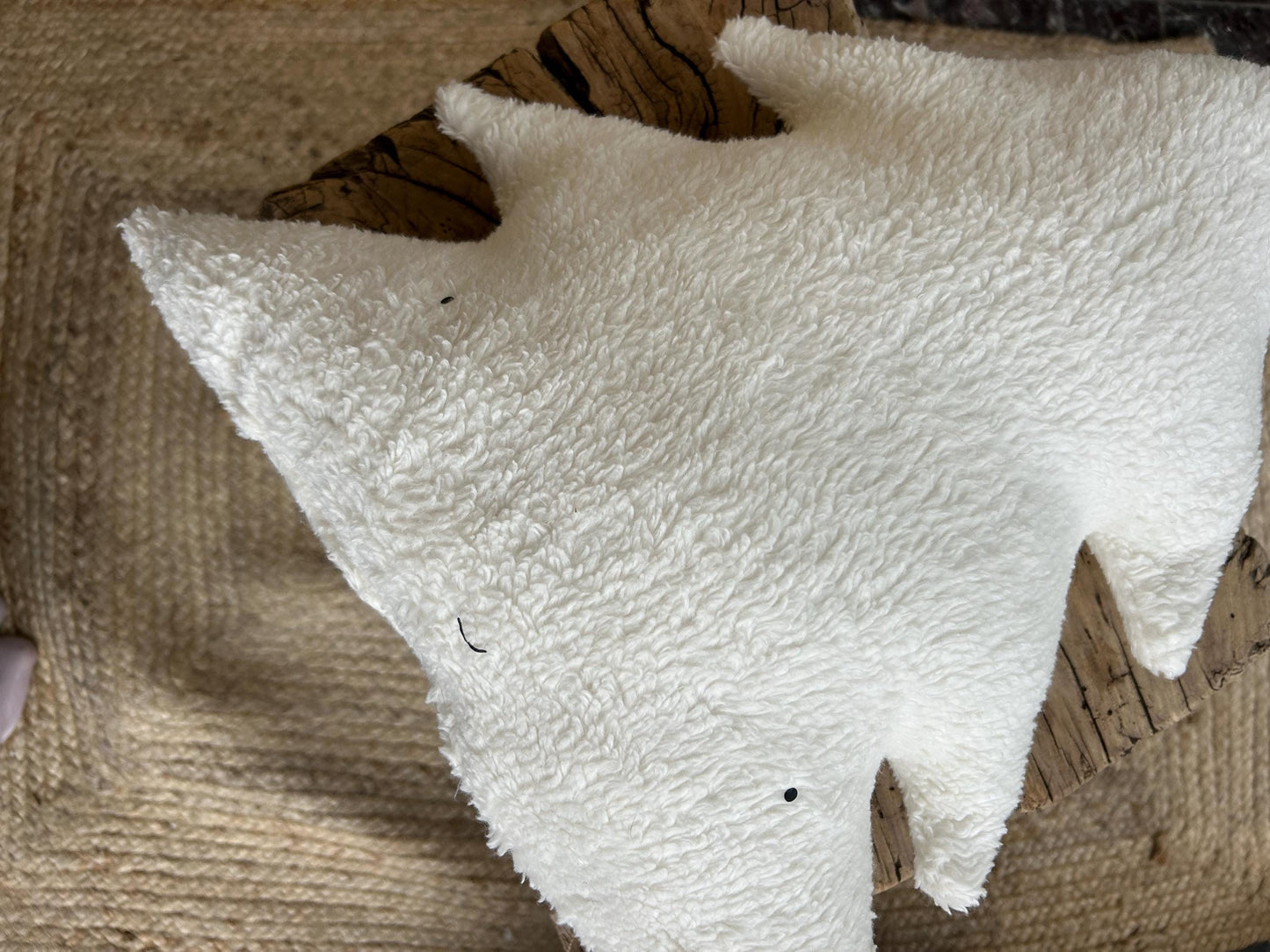 Kissen Tanne, Kissen Teddyfell, Teddyplüsch, Weihnachtskissen, Kissen in Tannenform, Geschenk Weihnachten, Geschenk Kinder, Tannenbaum,xmas