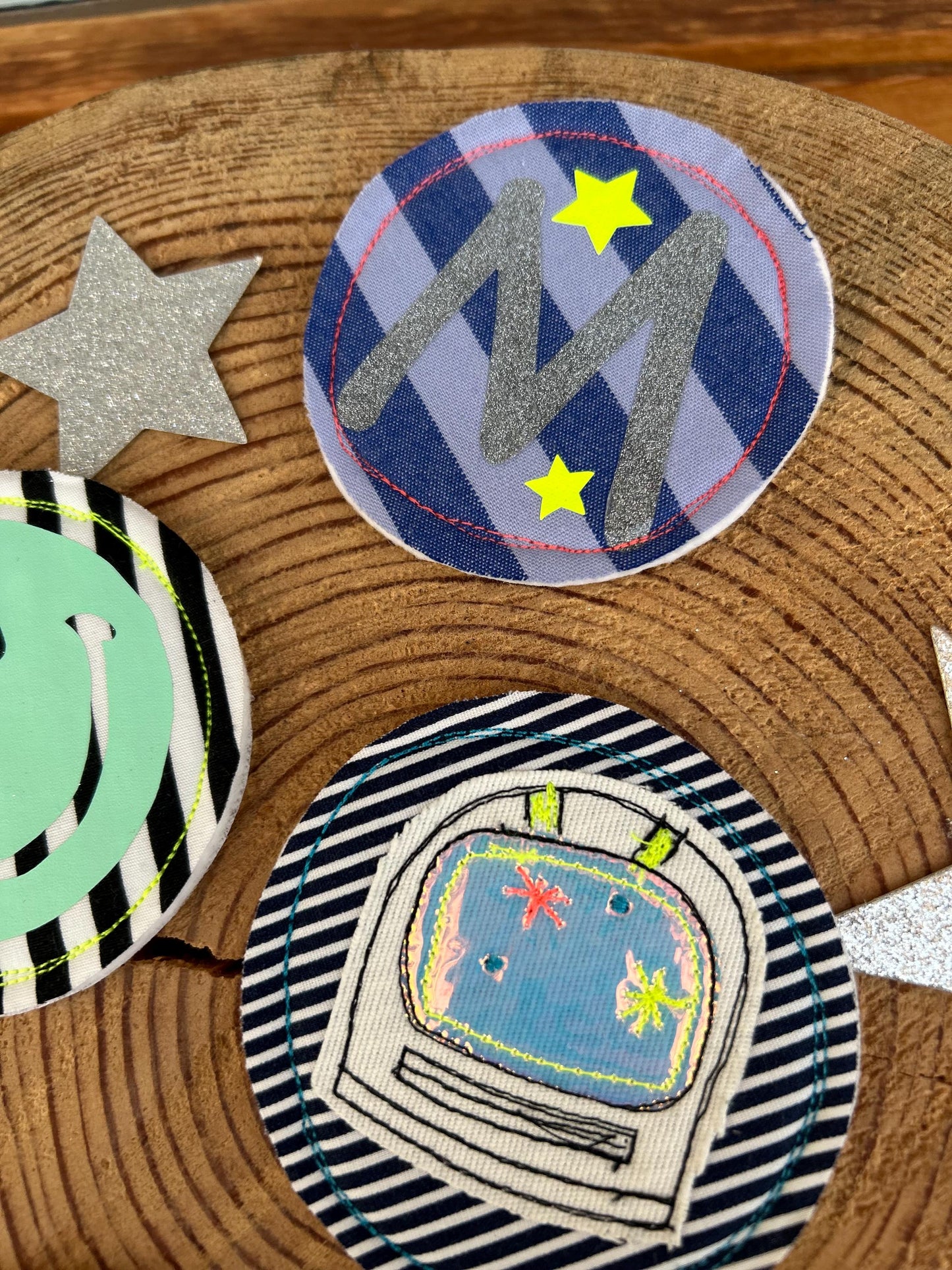 Schulranzen Kletties, Patches Ranzen, Kletties Weltall, Patches Weltraum, Geschenk Schulanfang, Kletties Jungs, Weltraum Patches, neon