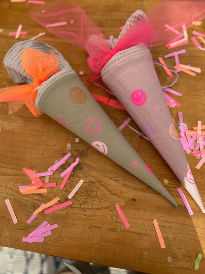 Geschwisterschultüte Zuckertüte Trosttüte Schultüte Stoff Schulanfang Einschulung Geschwisterschultüte Smiley Schultüte neon, Schulkind 2026