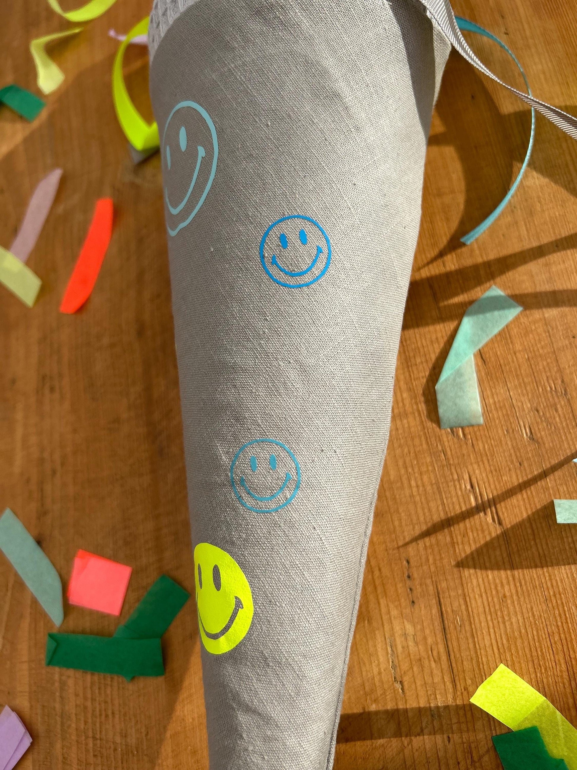 Geschwisterschultüte Zuckertüte Trosttüte Schultüte Stoff Schulanfang Einschulung Geschwisterschultüte Smiley Schultüte neon, Schulkind 2026