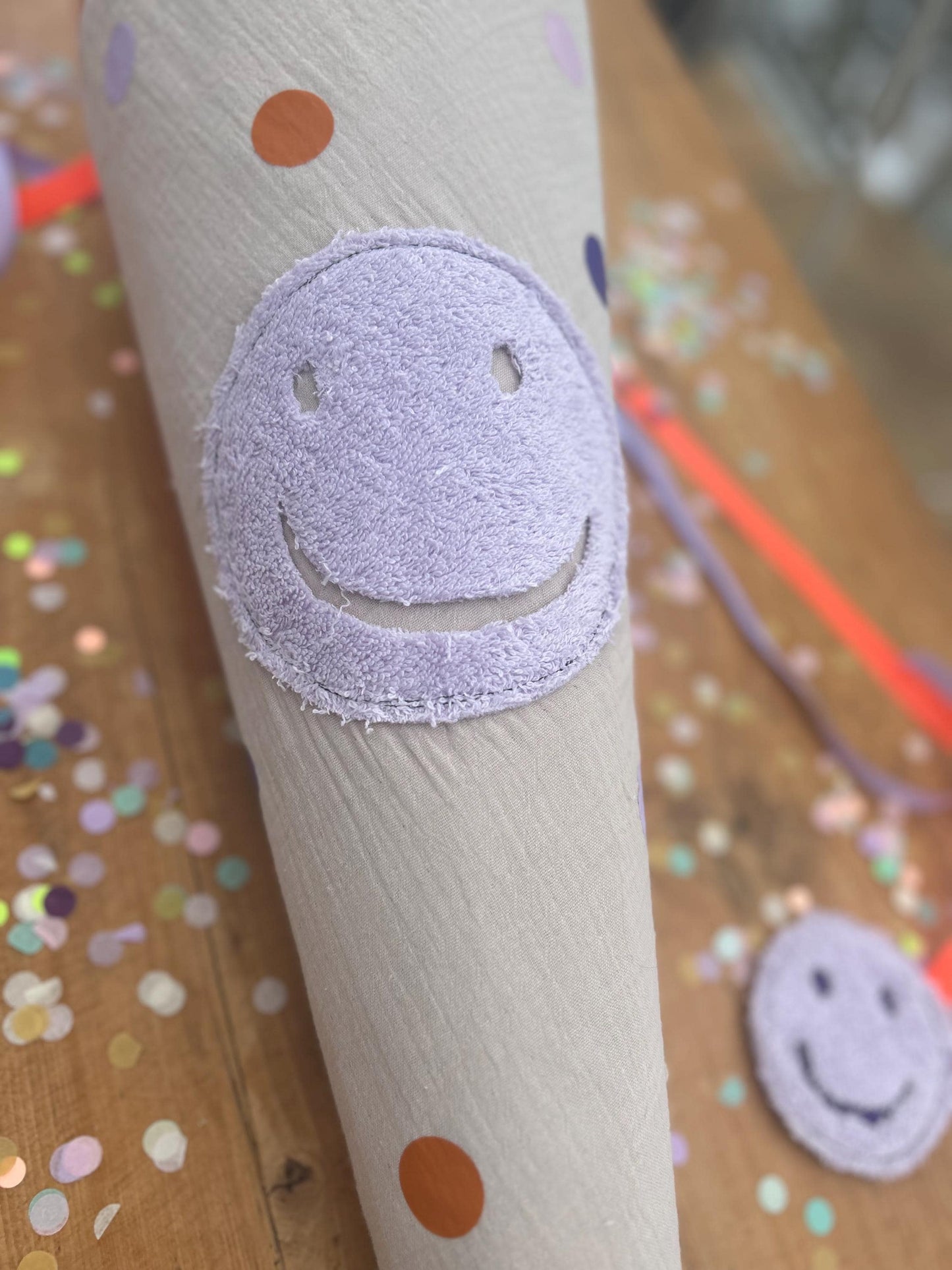 Schultüte Smiley, Frottee Smiley, Schultüte gestreift, Schultüte beige, Schultüte personalisiert, Schultüte beige Schultüte mit Smiley,lila