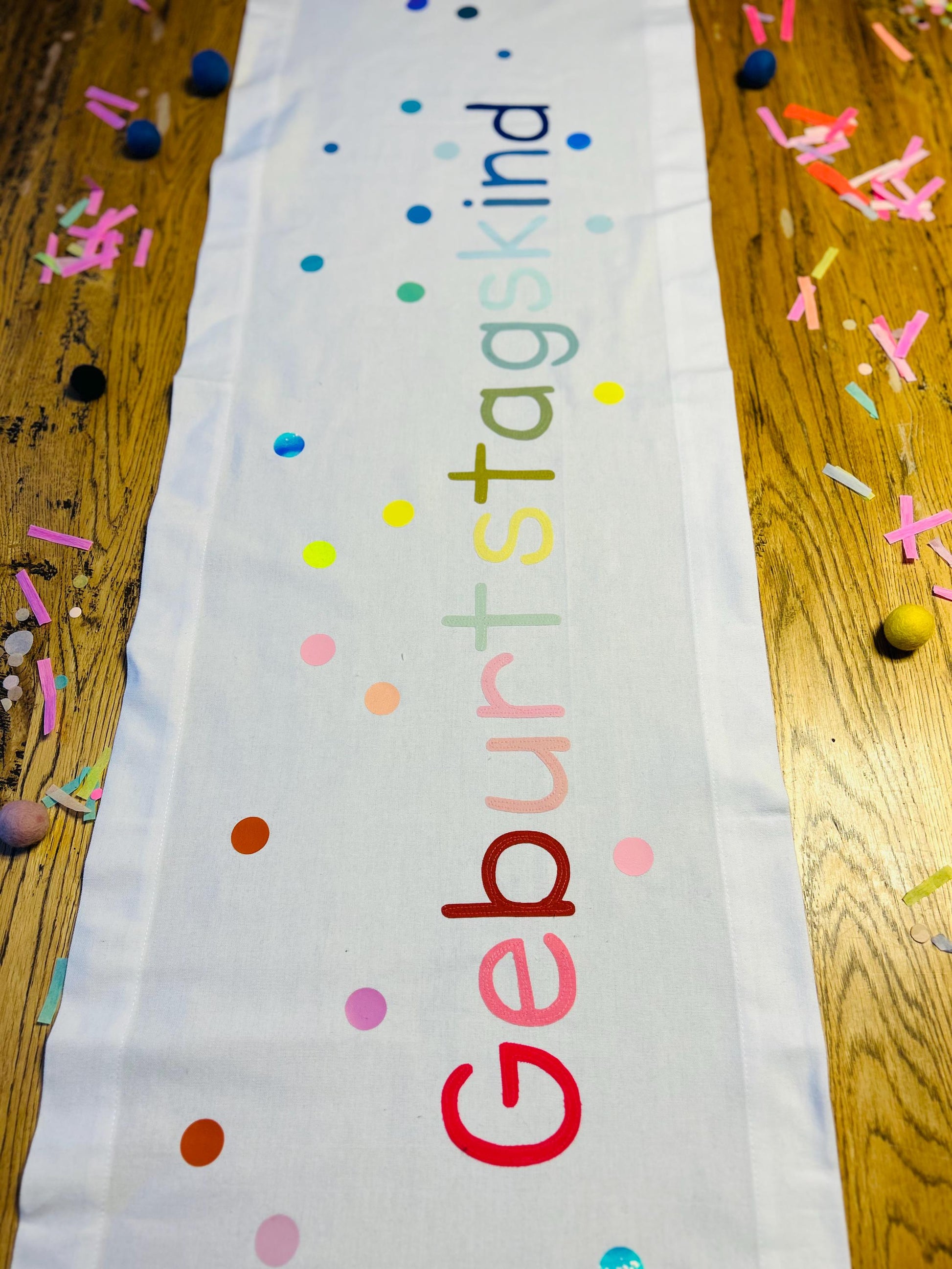 Tischläufer Tischdecke Partydeko Geburtstag Deko Kindergeburtstag Geburtstagskind Kindergeburtstag Happy Birthday Konfetti, neon,Regenbogen