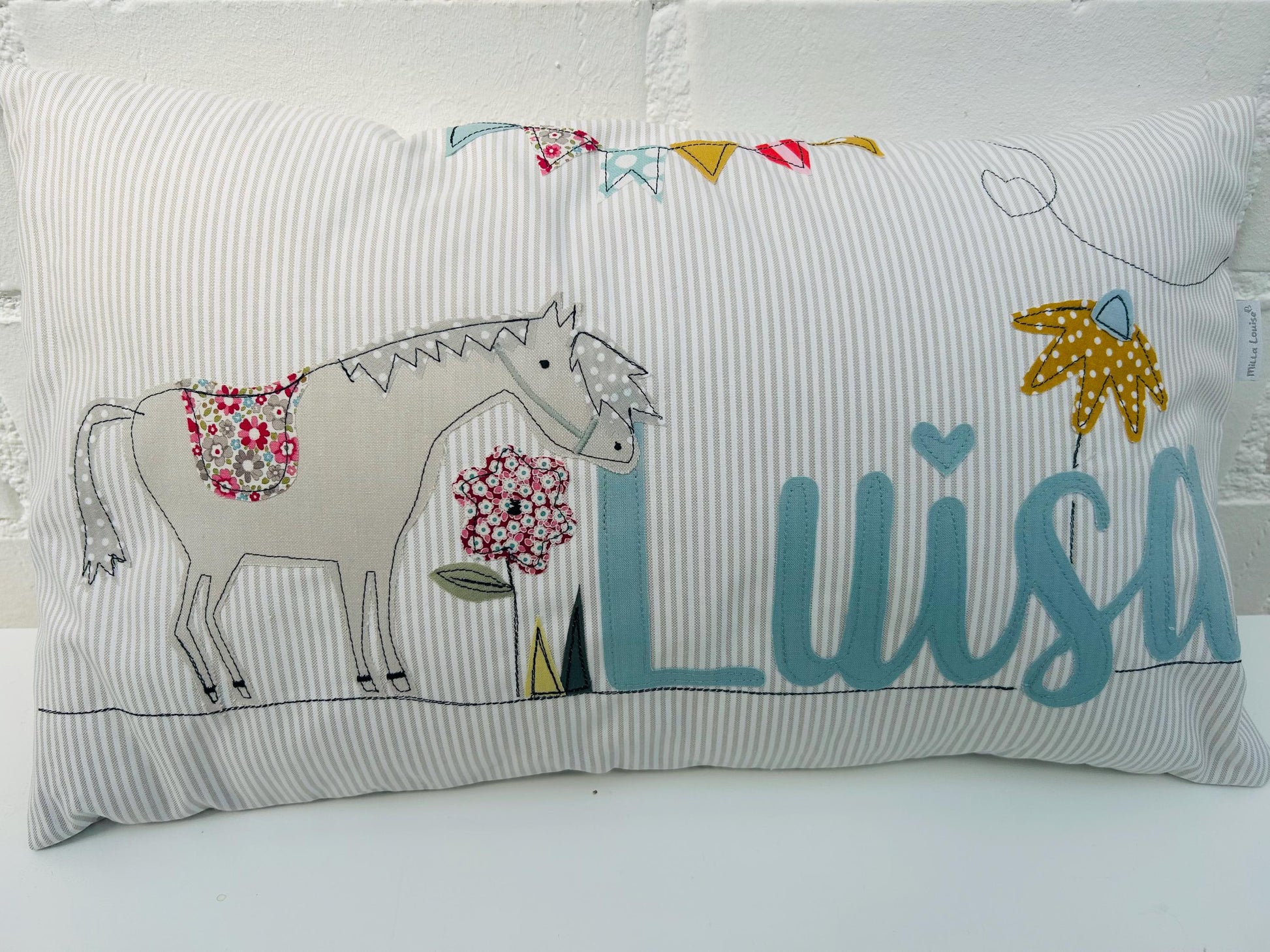 Kissen mit Namen Kissenbezug Kissen mit Pferd Kissenhülle Kissen personalisiert Nameskissen Kuschelkissen Kinderkissen Kissen Pferd
