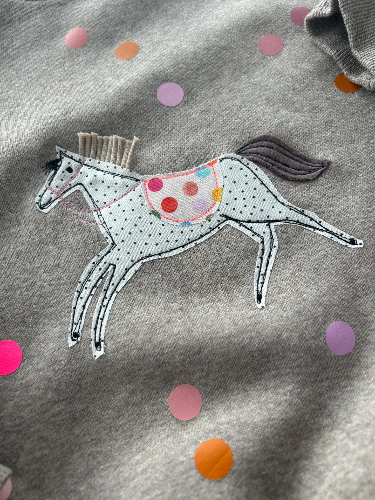 Einzelstück! Sweatshirt Pferd, Kinder Pullover Pferd,Kinder-Sweatshirt, Sweatshirt Konfetti, Sweatshirt personalisiert, Sweater, Pulli neon
