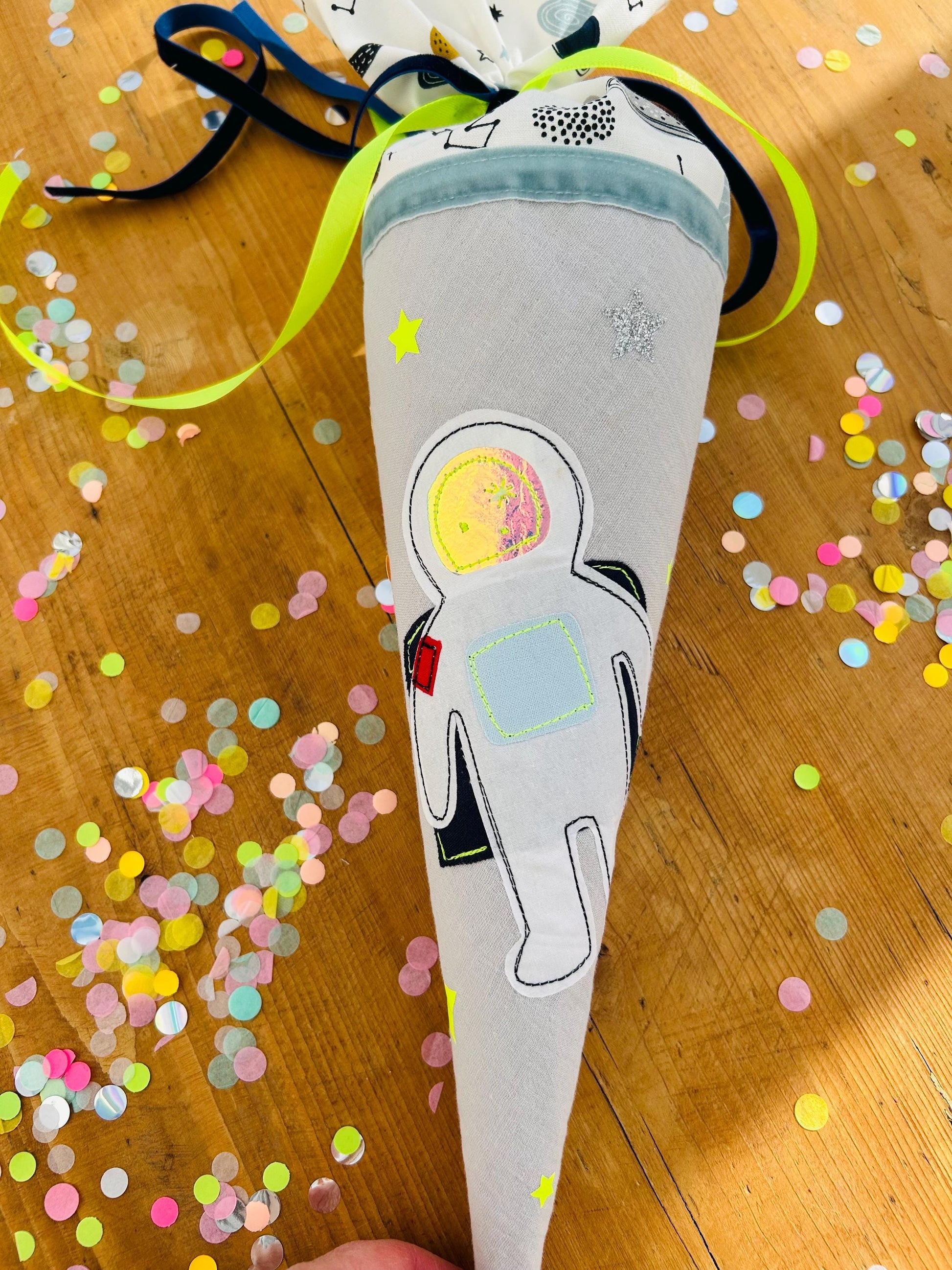 Einzelstück! Schultüte Astronaut, Geschwisterschultüte All, Zuckertüte Trosttüte Kita Start, Schultüte personalisiert, neon
