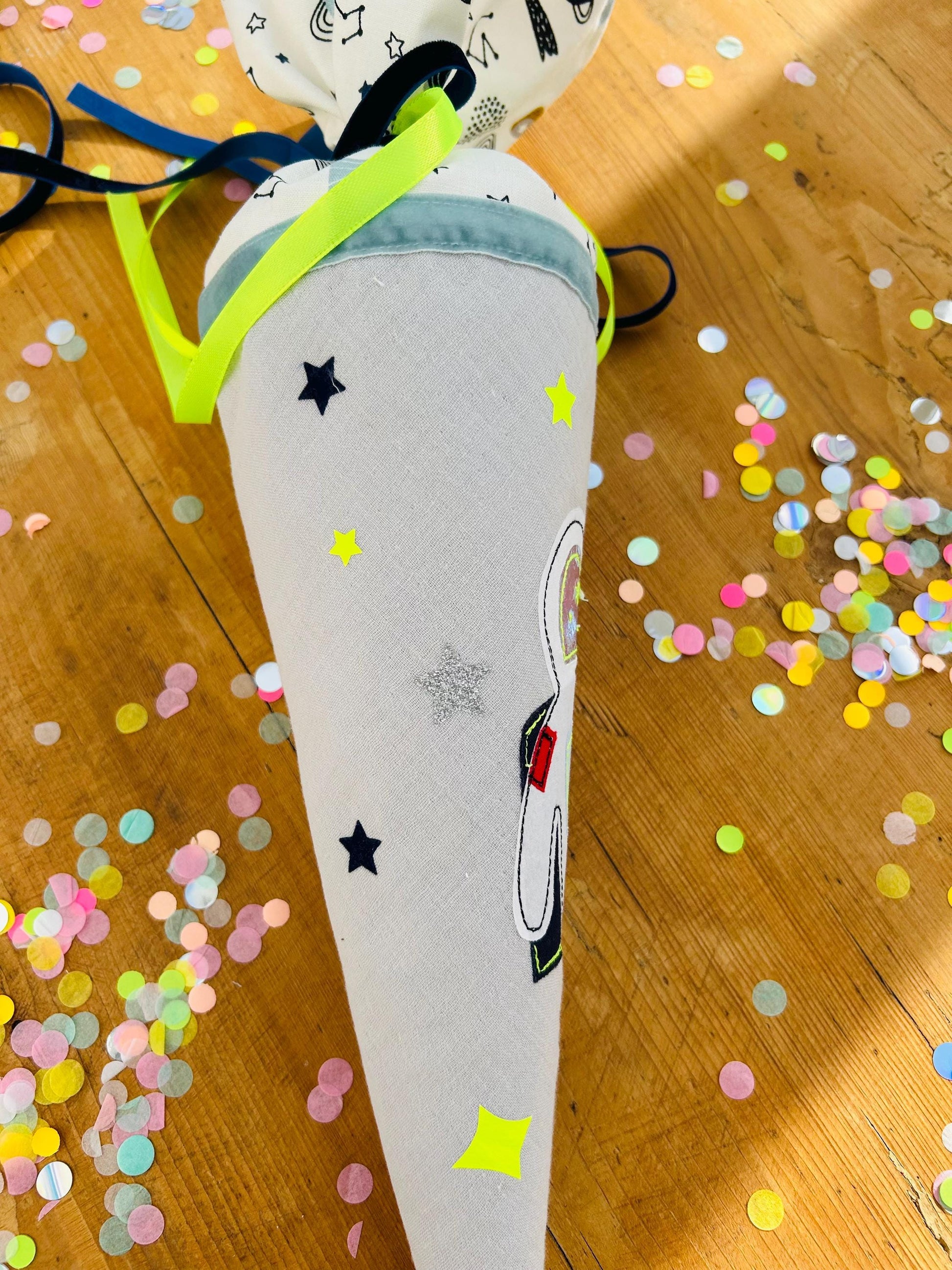 Einzelstück! Schultüte Astronaut, Geschwisterschultüte All, Zuckertüte Trosttüte Kita Start, Schultüte personalisiert, neon
