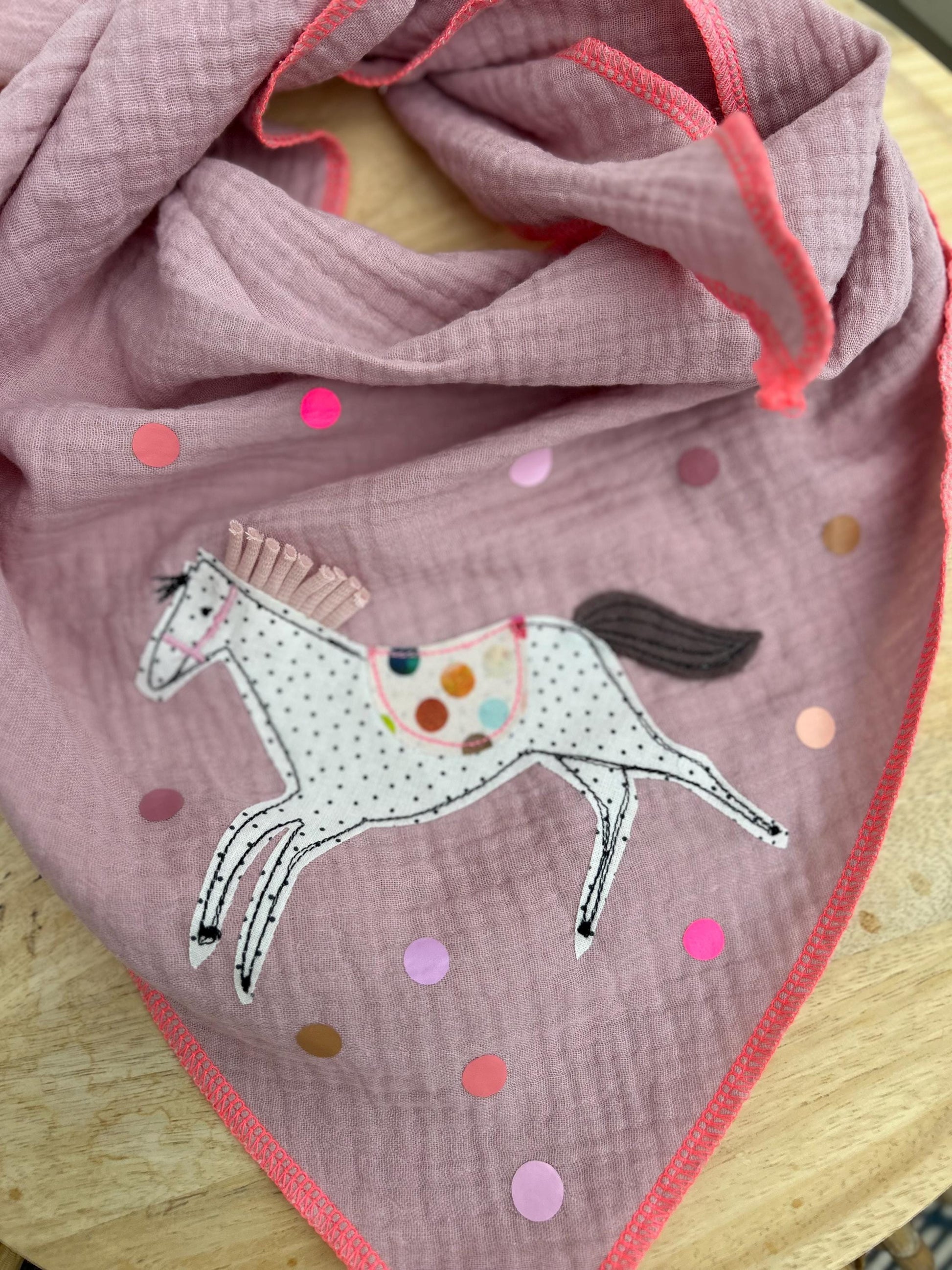 Kinder Halstuch Musselin , Musselintuch, Musselinschal, Tuch Pferd, Musselin rosa, Kindertuch Pferd, Halstuch Kinder, Mussleinschal Kinder