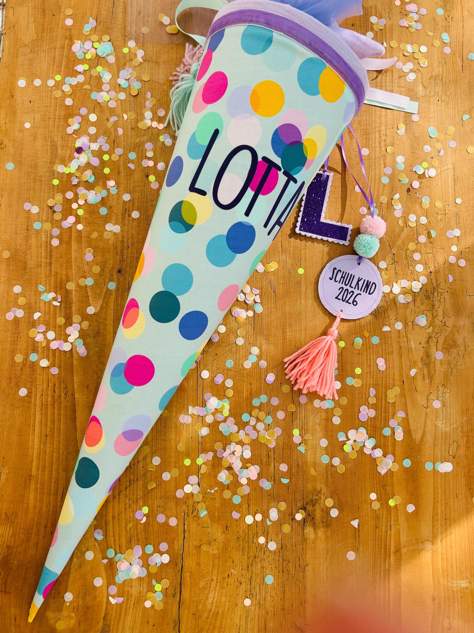 Bommeln Anhänger Schultüte, Neonanhänger für Schultüte, Geschenk zur Einschulung, Schultüten Anhänger, Anhänger Schulkind, Anhänger Namen