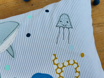 Kissen mit Namen Kissenbezug Kissen Geburt Baby Kissenhülle Kissen personalisiert Nameskissen Kuschelkissen Kinderkissen Kissen Hund