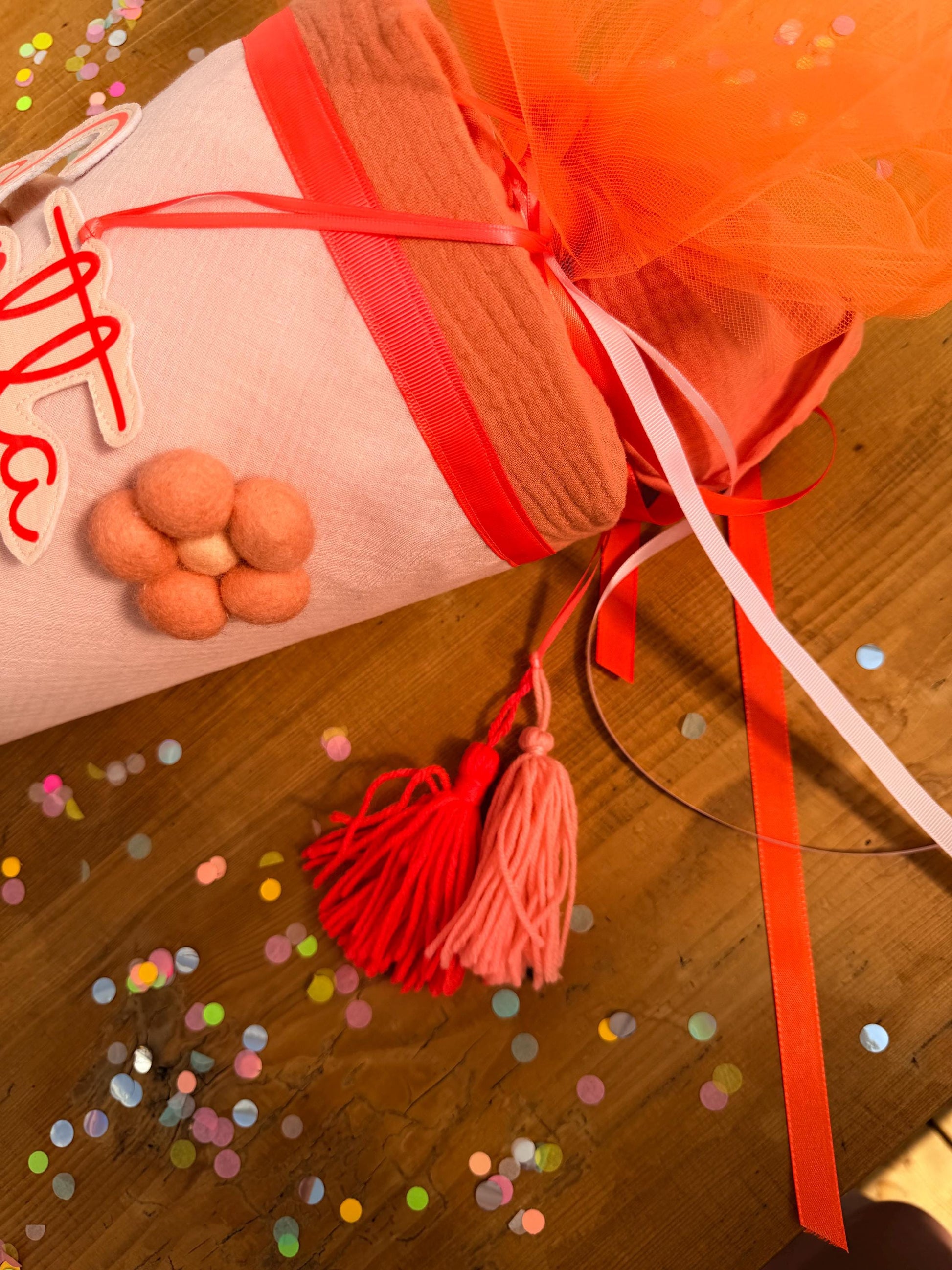 Schultüte Blumen, Musselin Schultüte, Schultüte Mädchen Schultüte personalisiert,Schultüte Tüll,Schultüte Blumen gefilzt, Schultüte rosa