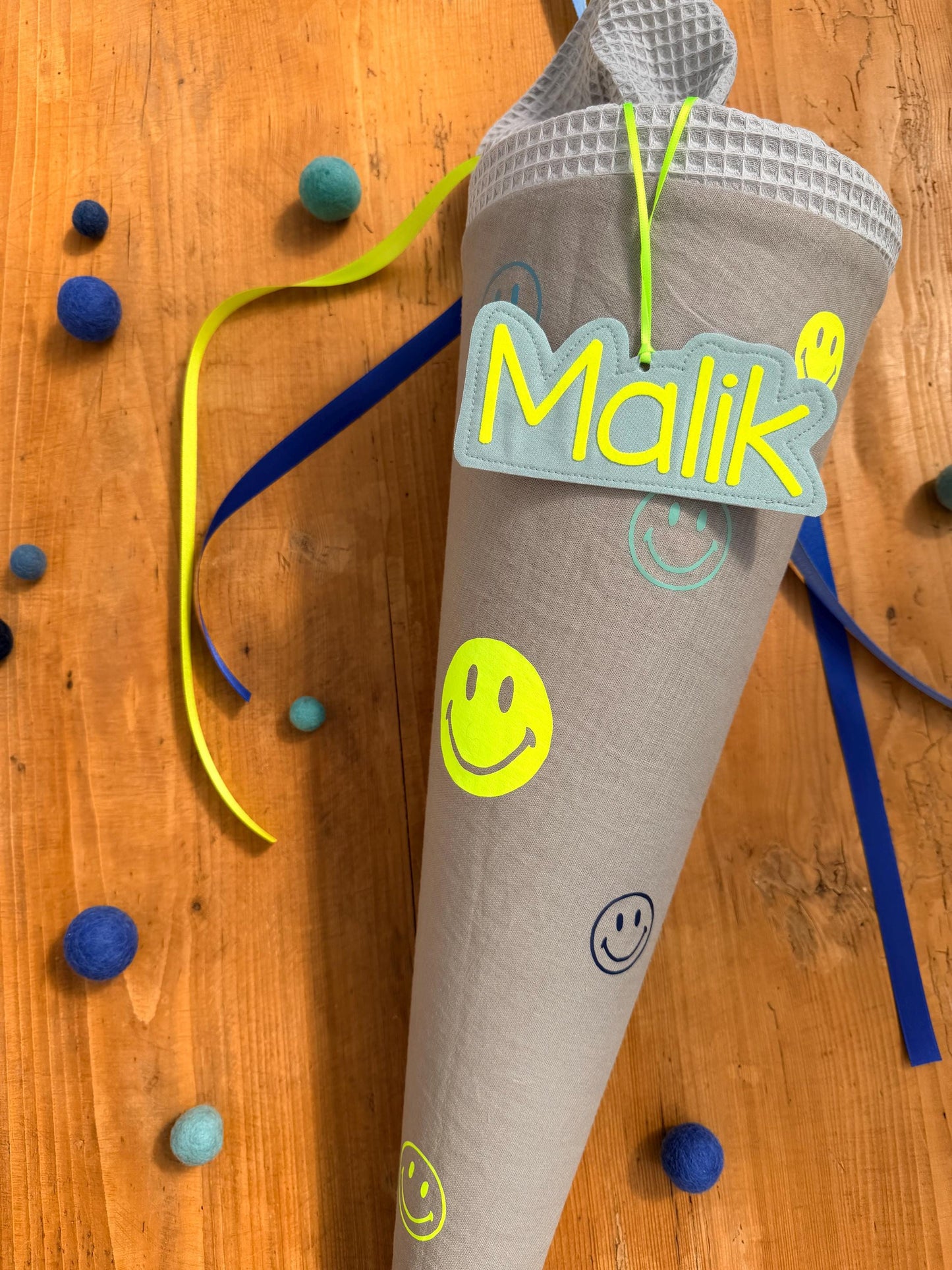 Schultüte Smiley, Schultüte Musselin Schultüte Stoff Schultüte Sterne, Schultüte personalisiert, Schultüte Ergobag, Schultüte neon