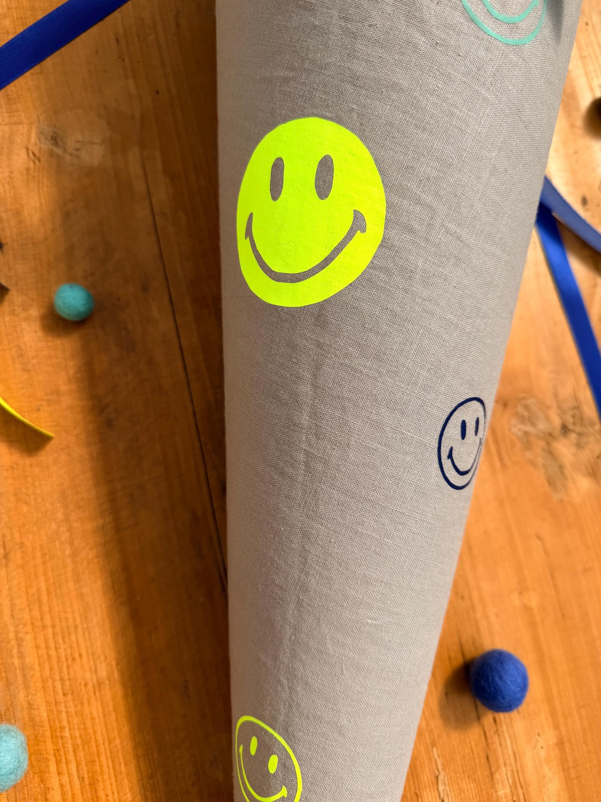 Schultüte Smiley, Schultüte Musselin Schultüte Stoff Schultüte Sterne, Schultüte personalisiert, Schultüte Ergobag, Schultüte neon