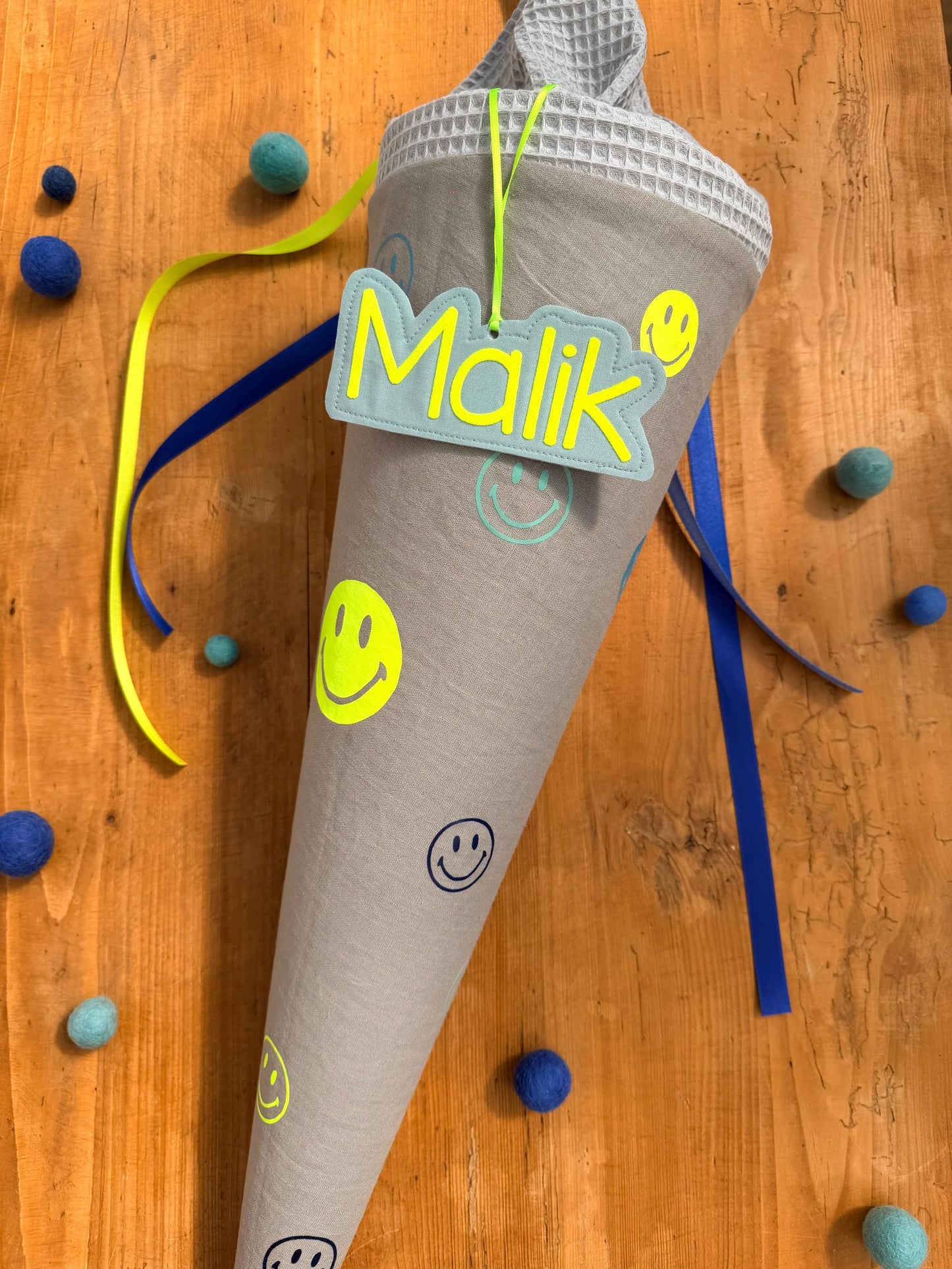 Schultüte Smiley, Schultüte Musselin Schultüte Stoff Schultüte Sterne, Schultüte personalisiert, Schultüte Ergobag, Schultüte neon