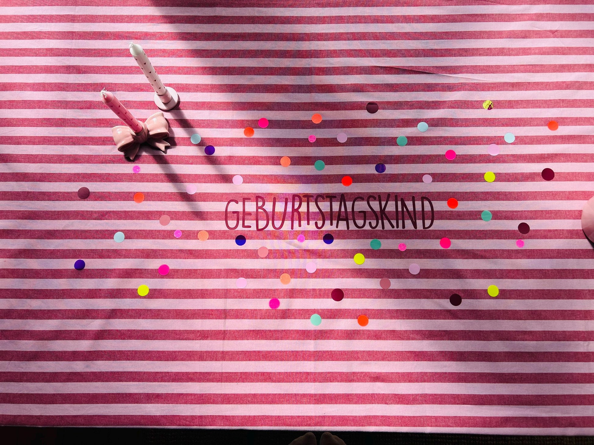 Geburtstagstischdecke, Kindergeburtstag Dekoration, Happy Birthday, Geburtstagstisch, Geburtstagskind,Tischdecke Streifen,bunte Punkte,neon