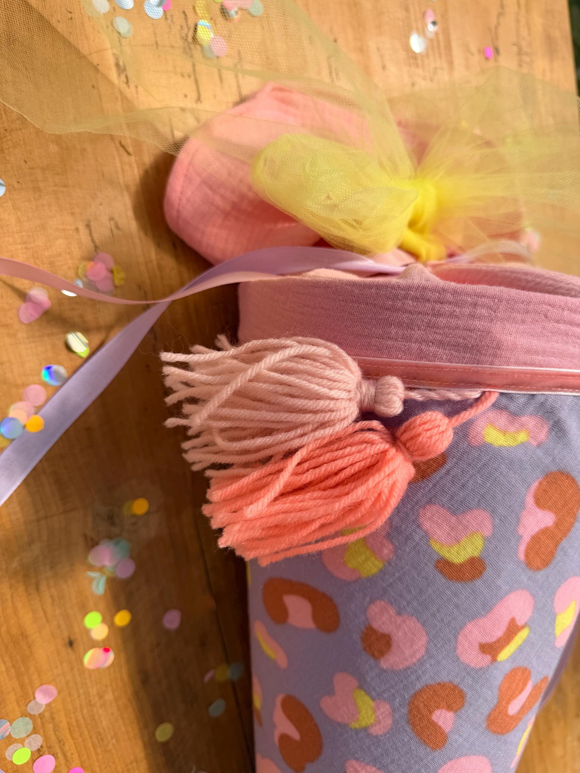 Schultüte Musselin, Schultüte Stoff, Schultüte Mädchen,Schultüte Leo, Musselinschultüte Leoprint, Kwio Ranzen Schultüte personalisiert, rosa