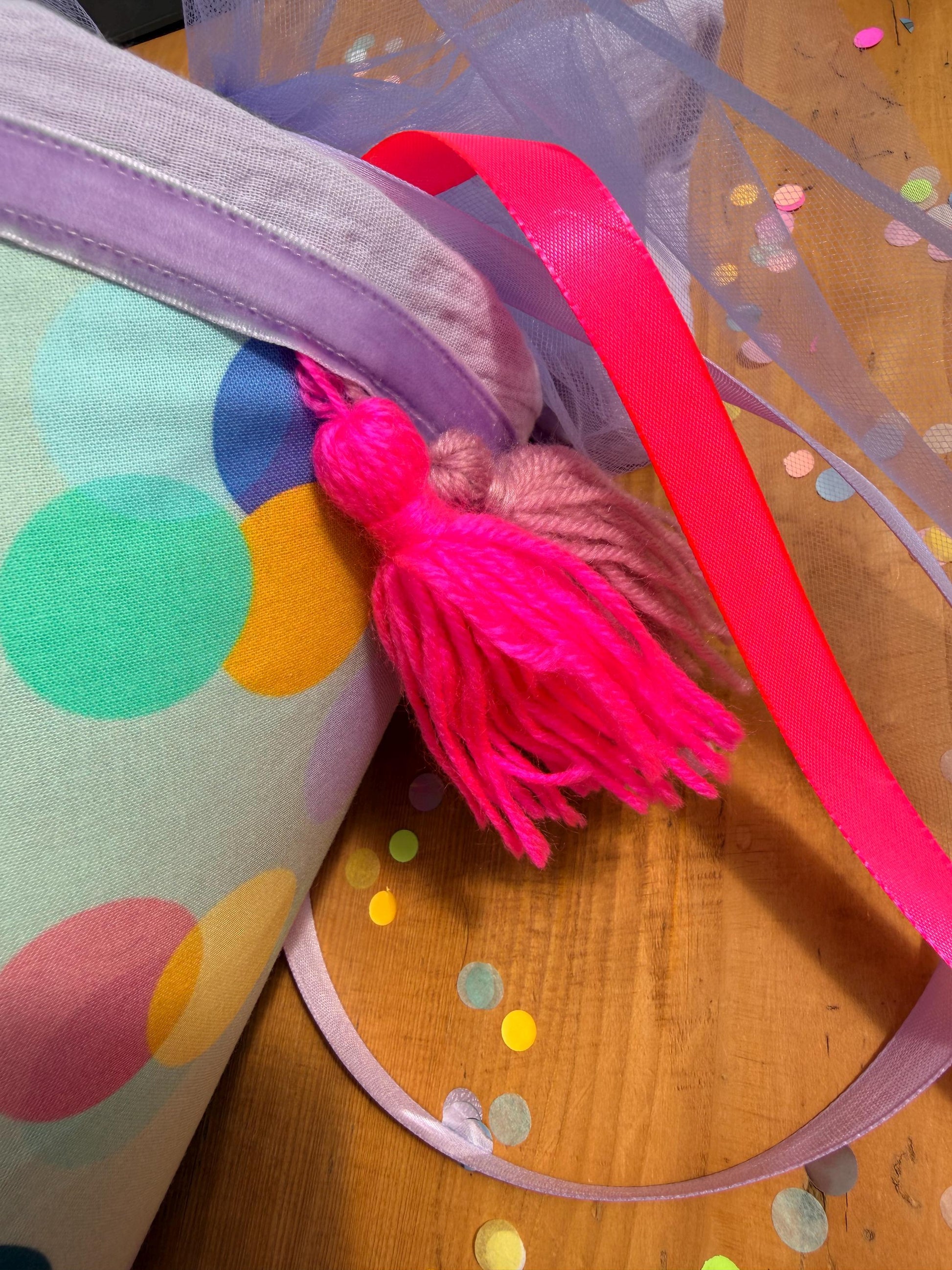 Einzelstück! Schultüte Hund, Schultüte Konfetti,Punkte, Schultüte Musselin, Schultüte personalisiert, Einschulung, Schulanfang, Mops, lila