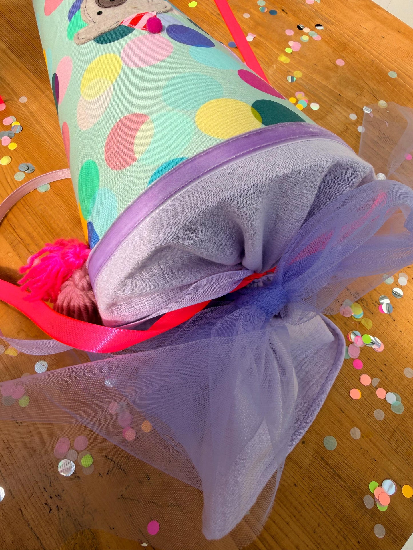 Einzelstück! Schultüte Hund, Schultüte Konfetti,Punkte, Schultüte Musselin, Schultüte personalisiert, Einschulung, Schulanfang, Mops, lila