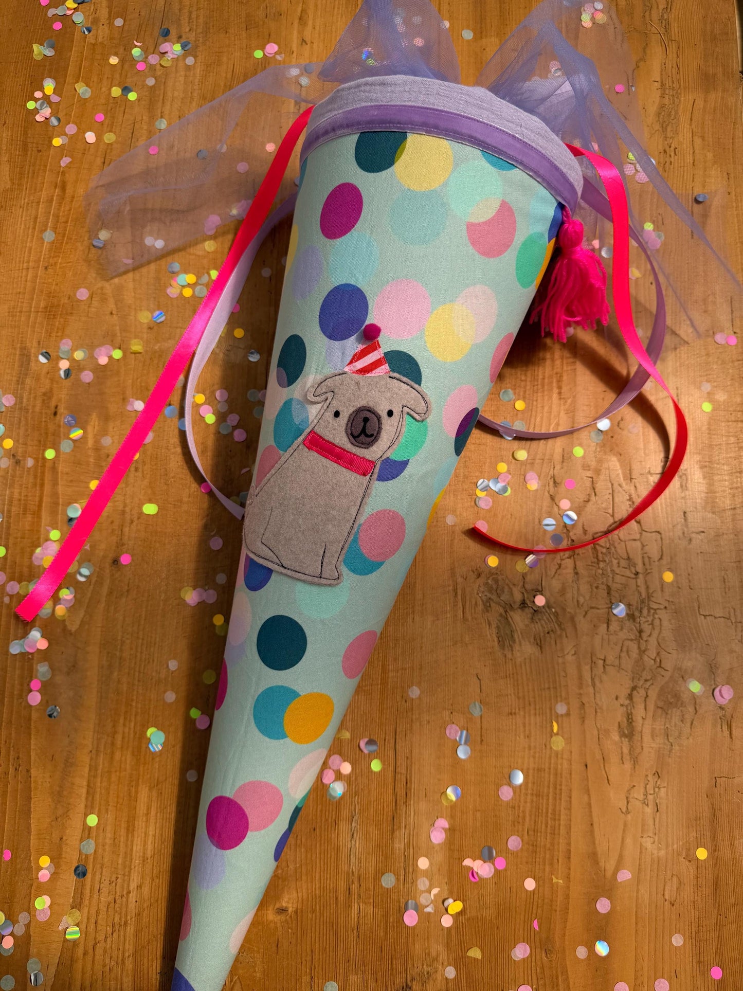 Einzelstück! Schultüte Hund, Schultüte Konfetti,Punkte, Schultüte Musselin, Schultüte personalisiert, Einschulung, Schulanfang, Mops, lila