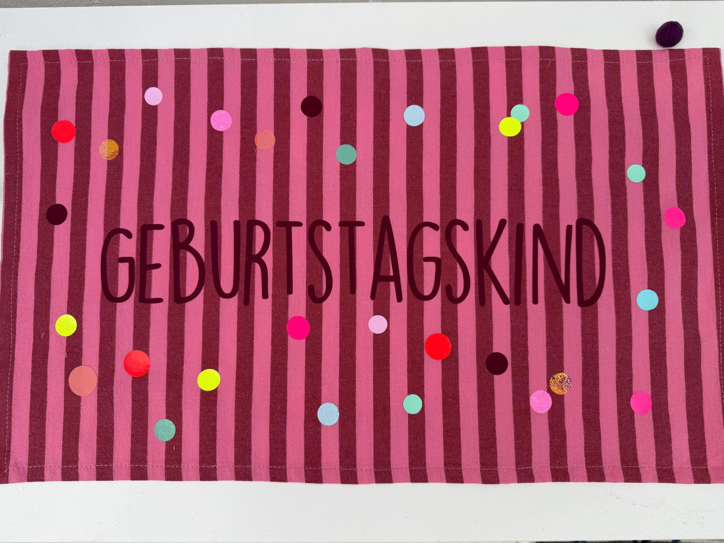 Geburtstagstisch-Set, Kindergeburtstag Dekoration, Happy Birthday, Geburtstagstisch, Geburtstagskind,Tischdecke Streifen,bunte Punkte,neon