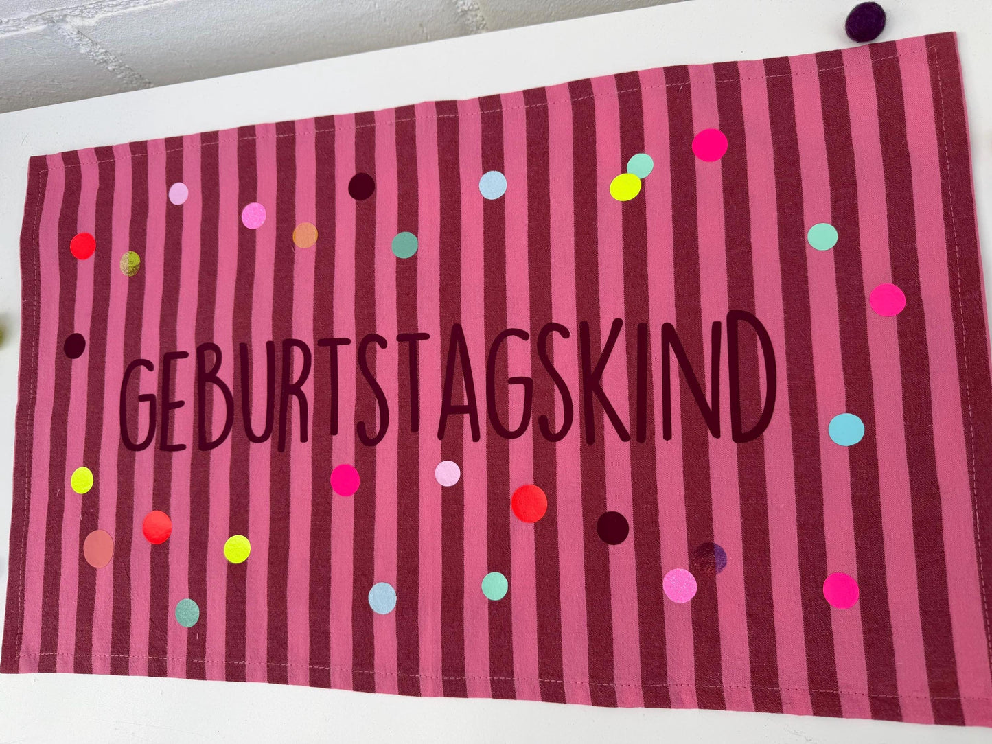 Geburtstagstisch-Set, Kindergeburtstag Dekoration, Happy Birthday, Geburtstagstisch, Geburtstagskind,Tischdecke Streifen,bunte Punkte,neon