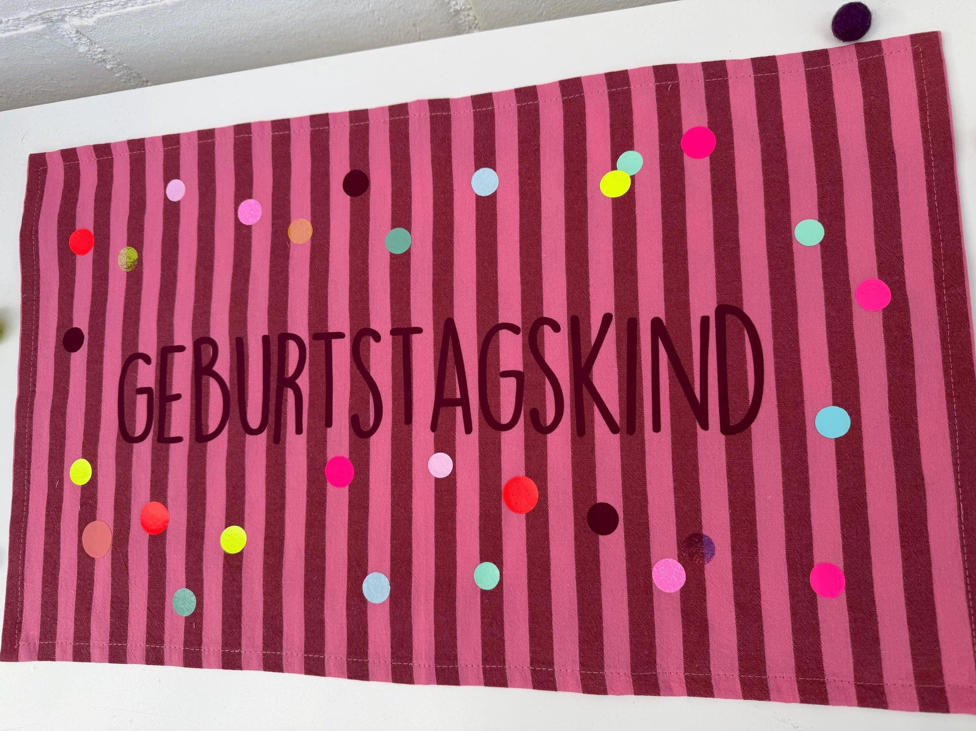 Geburtstagstisch-Set, Kindergeburtstag Dekoration, Happy Birthday, Geburtstagstisch, Geburtstagskind,Tischdecke Streifen,bunte Punkte,neon