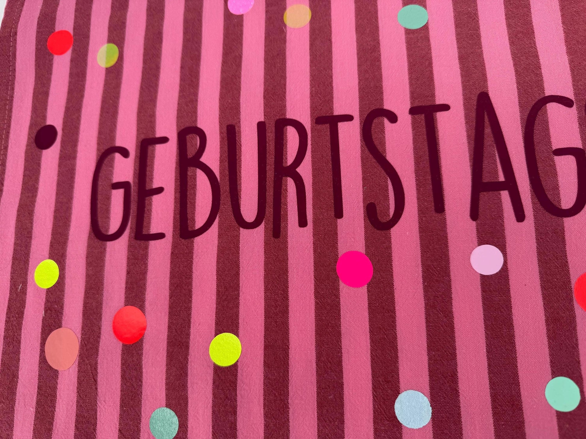 Geburtstagstisch-Set, Kindergeburtstag Dekoration, Happy Birthday, Geburtstagstisch, Geburtstagskind,Tischdecke Streifen,bunte Punkte,neon