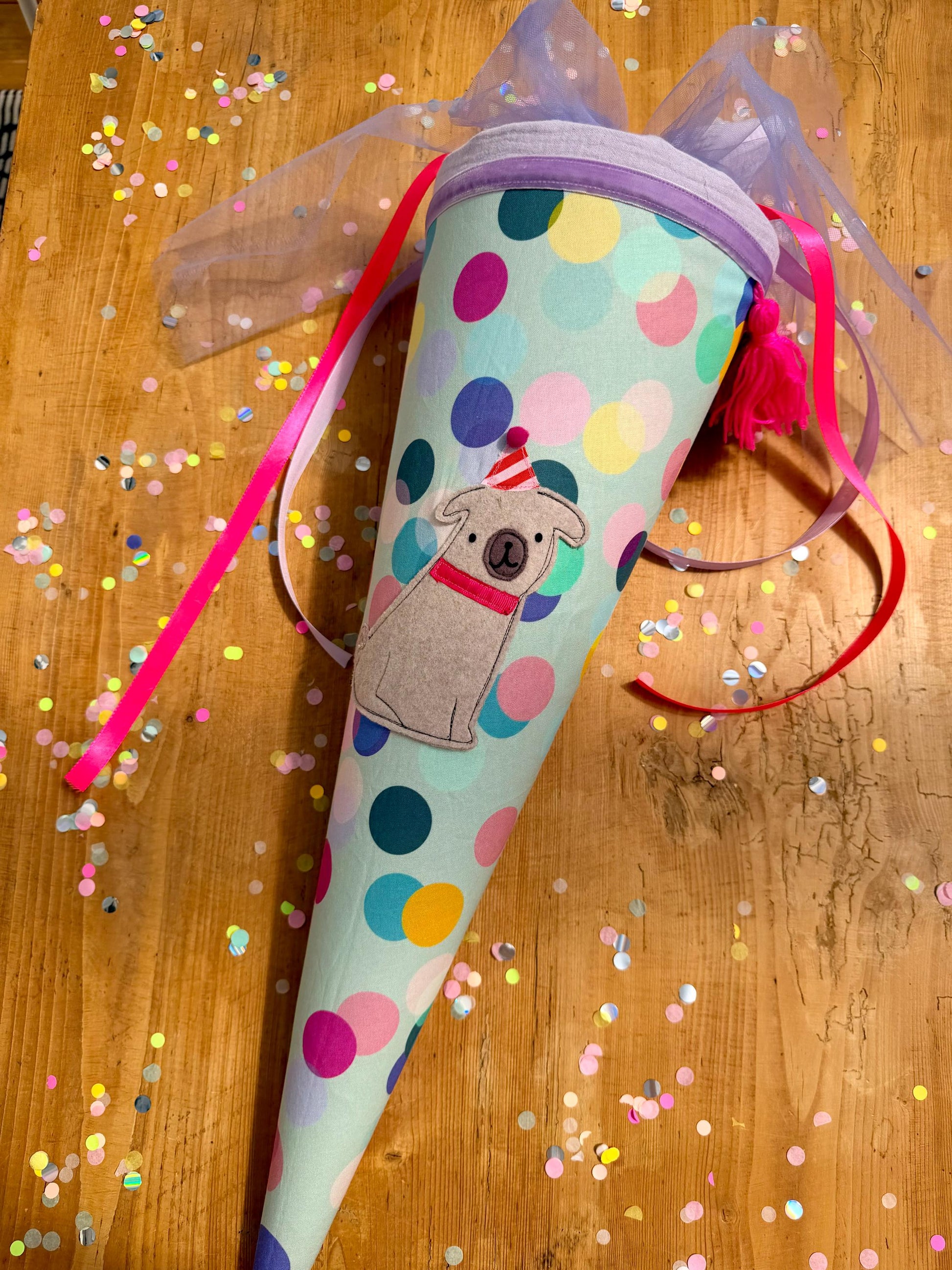 Einzelstück! Schultüte Hund, Schultüte Konfetti,Punkte, Schultüte Musselin, Schultüte personalisiert, Einschulung, Schulanfang, Mops, lila