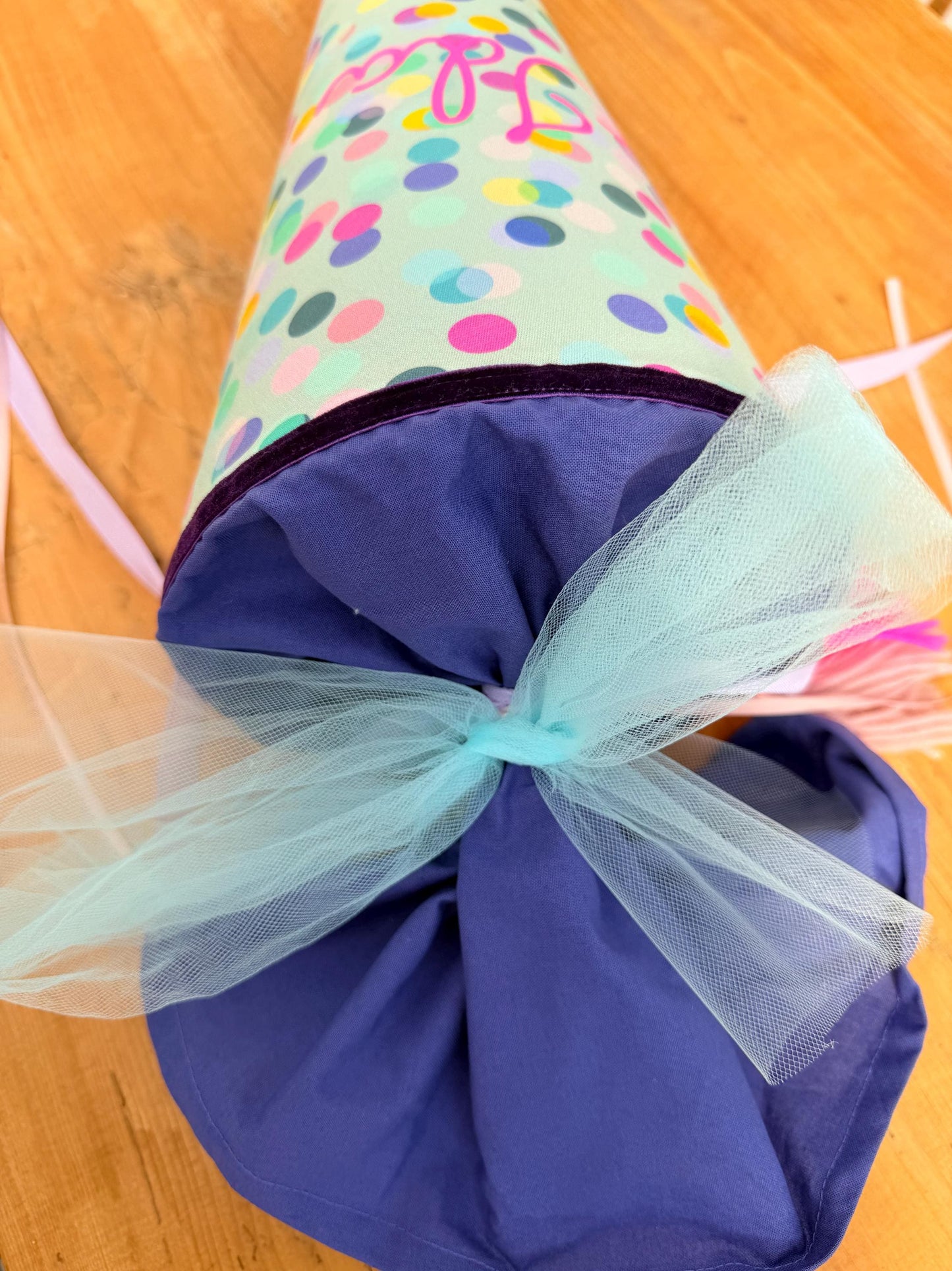 Einzelstück mit Namen "Ida"Schultüte, Zuckertüte, Trosttüte Musselin Schultüte Stoff Schulanfang Einschulung bunte Konfetti lila neon pink