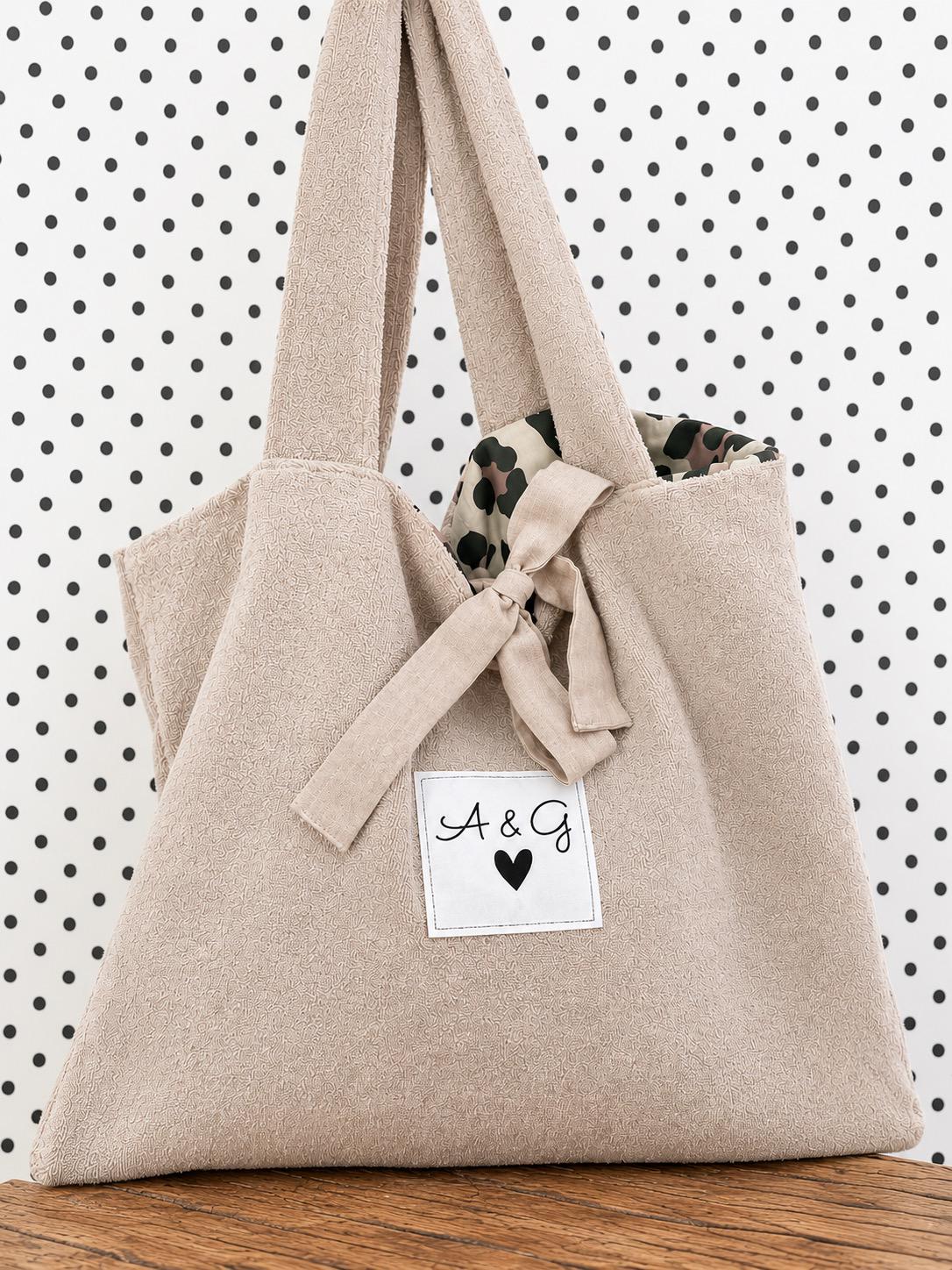 Personalisierte Badetasche aus Frottee mit Initialen | Strandtasche Shopper | große Tasche mit Schleife | Geschenk für Frauen | Geschenk JGA