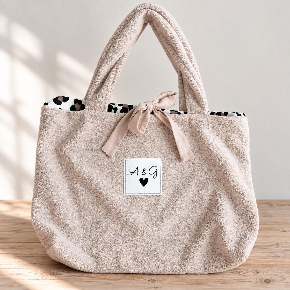 Personalisierte Badetasche aus Frottee mit Initialen | Strandtasche Shopper | große Tasche mit Schleife | Geschenk für Frauen | Geschenk JGA